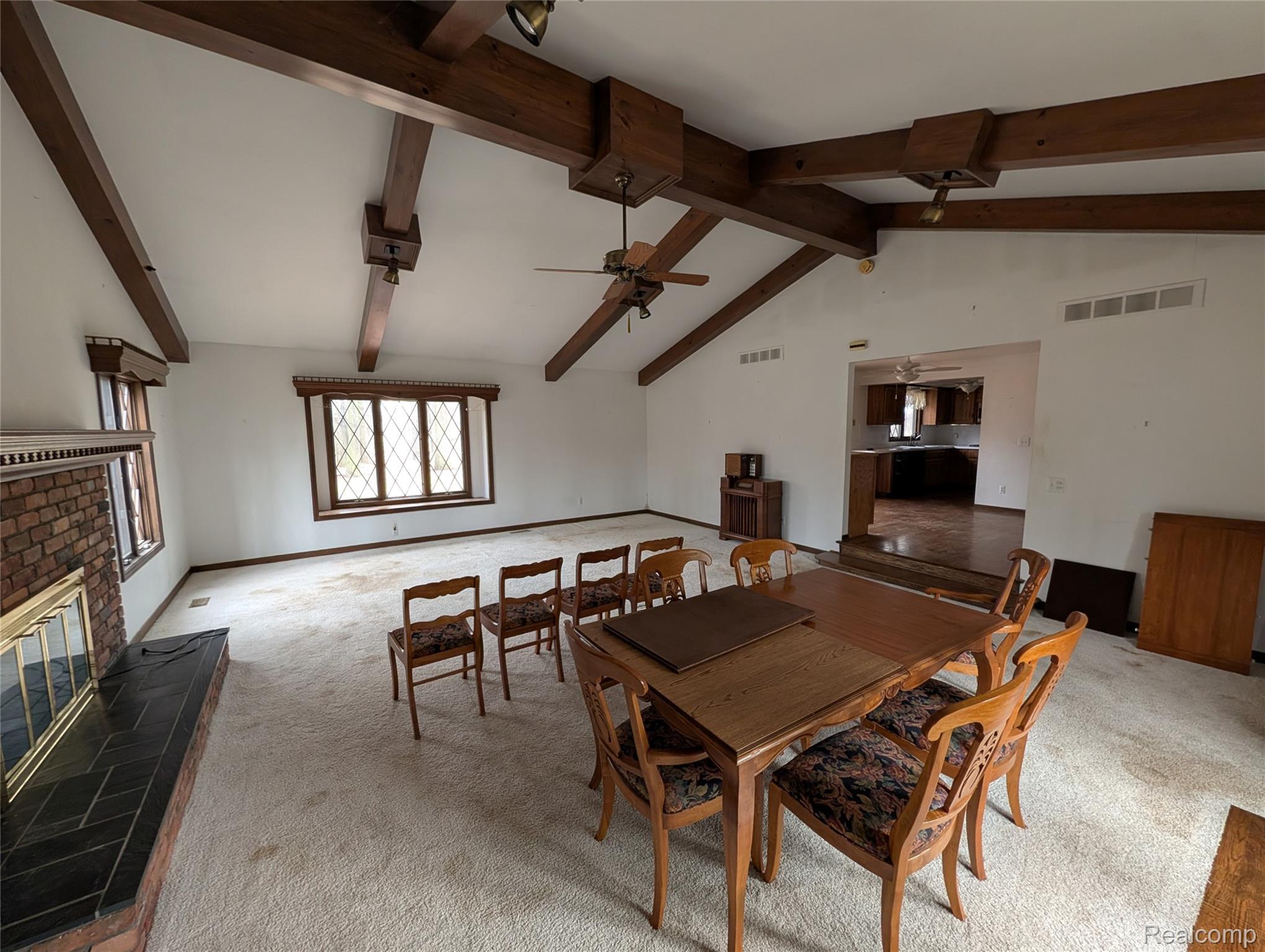 9345 Weber Road Property Photo 13