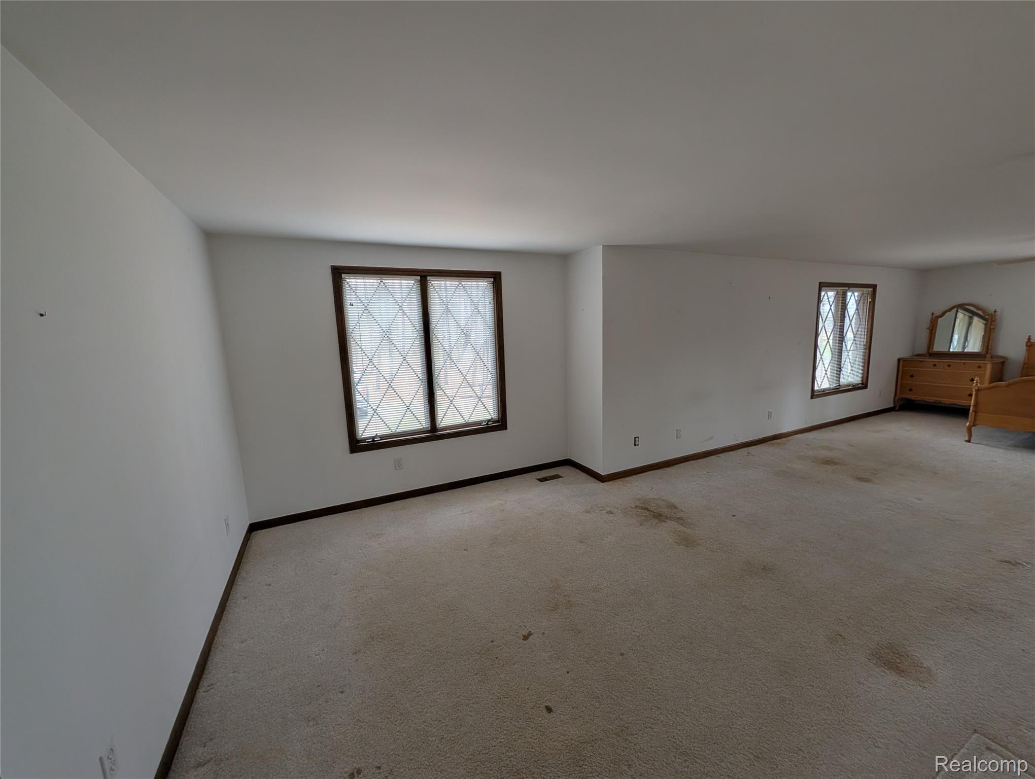 9345 Weber Road Property Photo 21