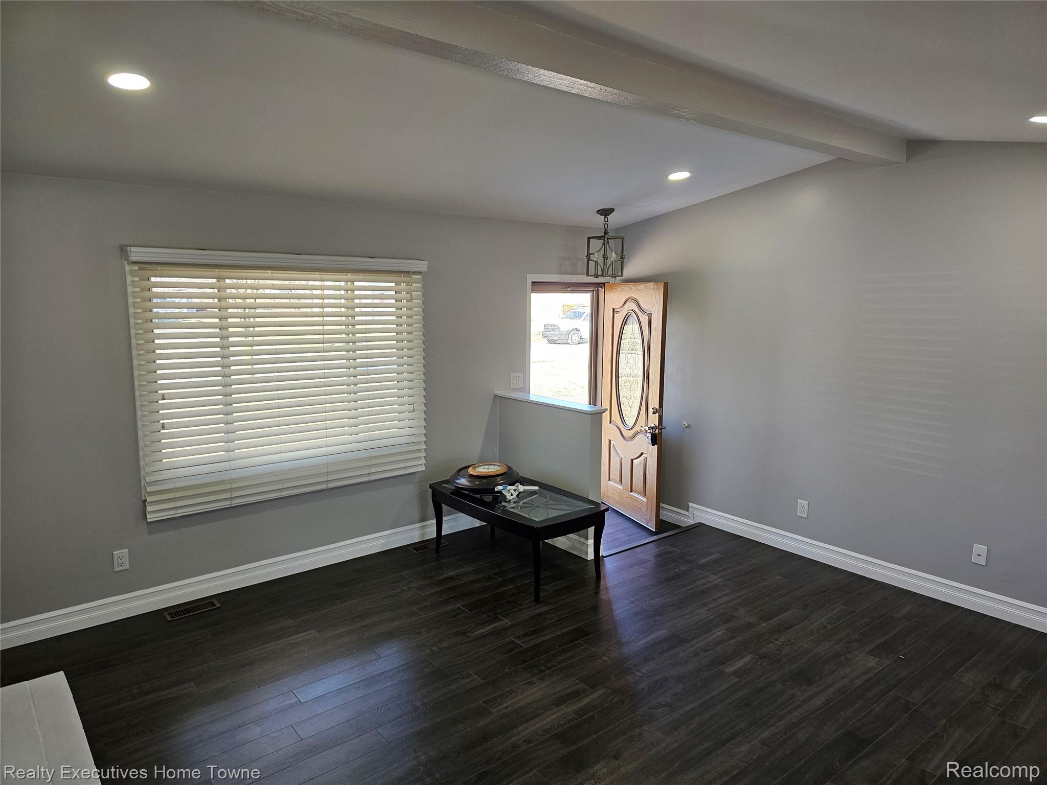 2458 Lindell Road Property Photo 4