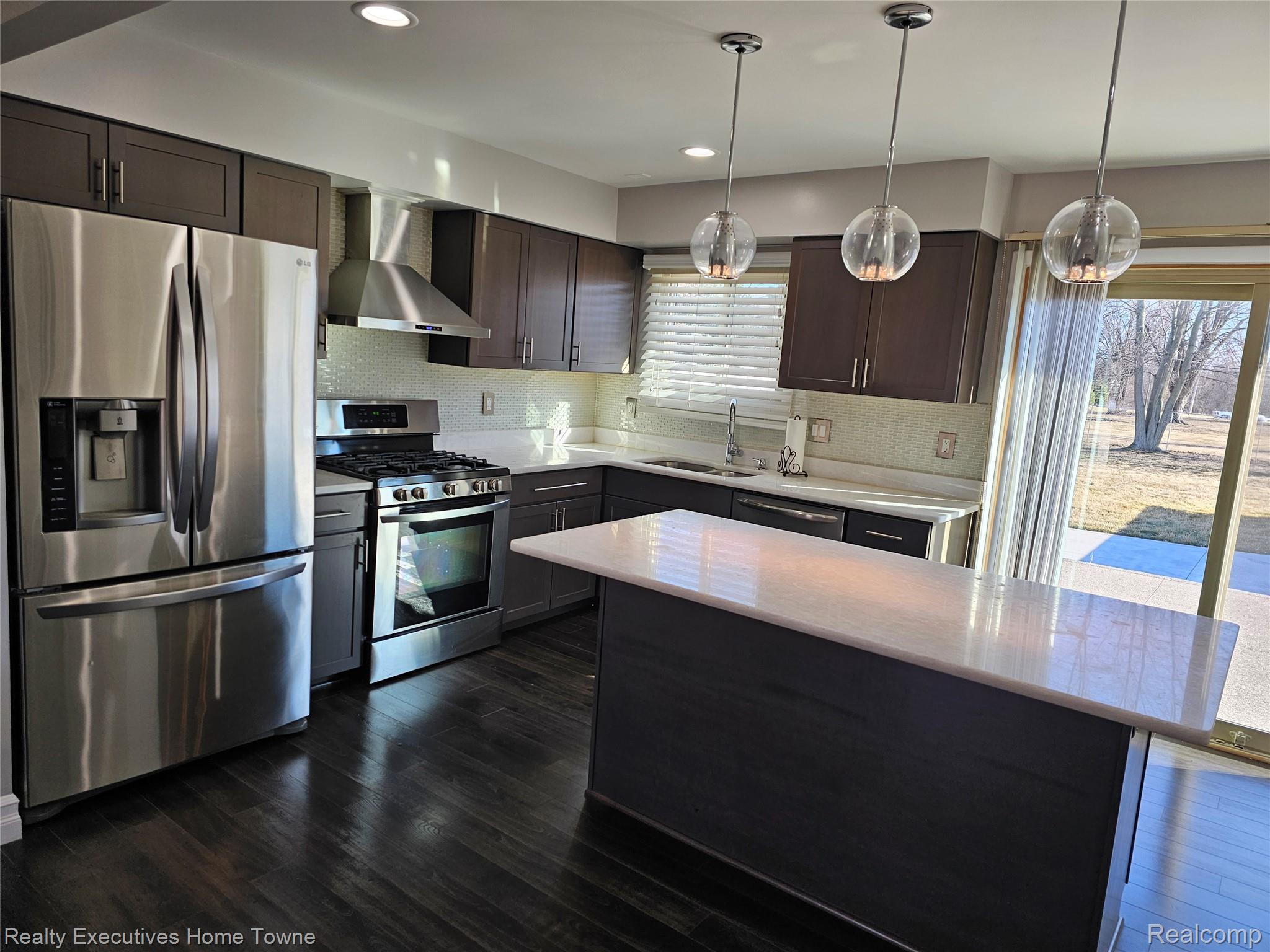 2458 Lindell Road Property Photo 7