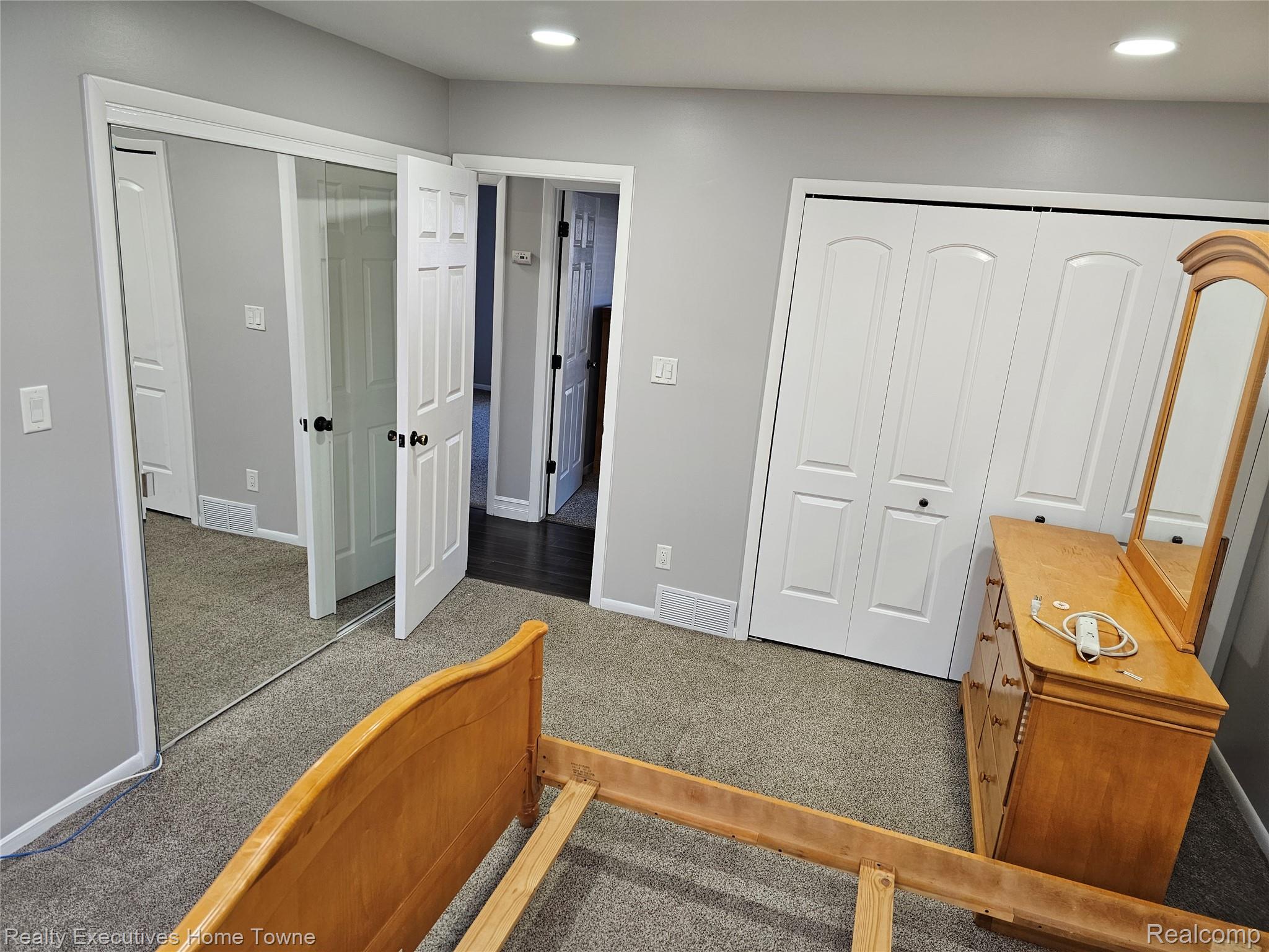2458 Lindell Road Property Photo 12