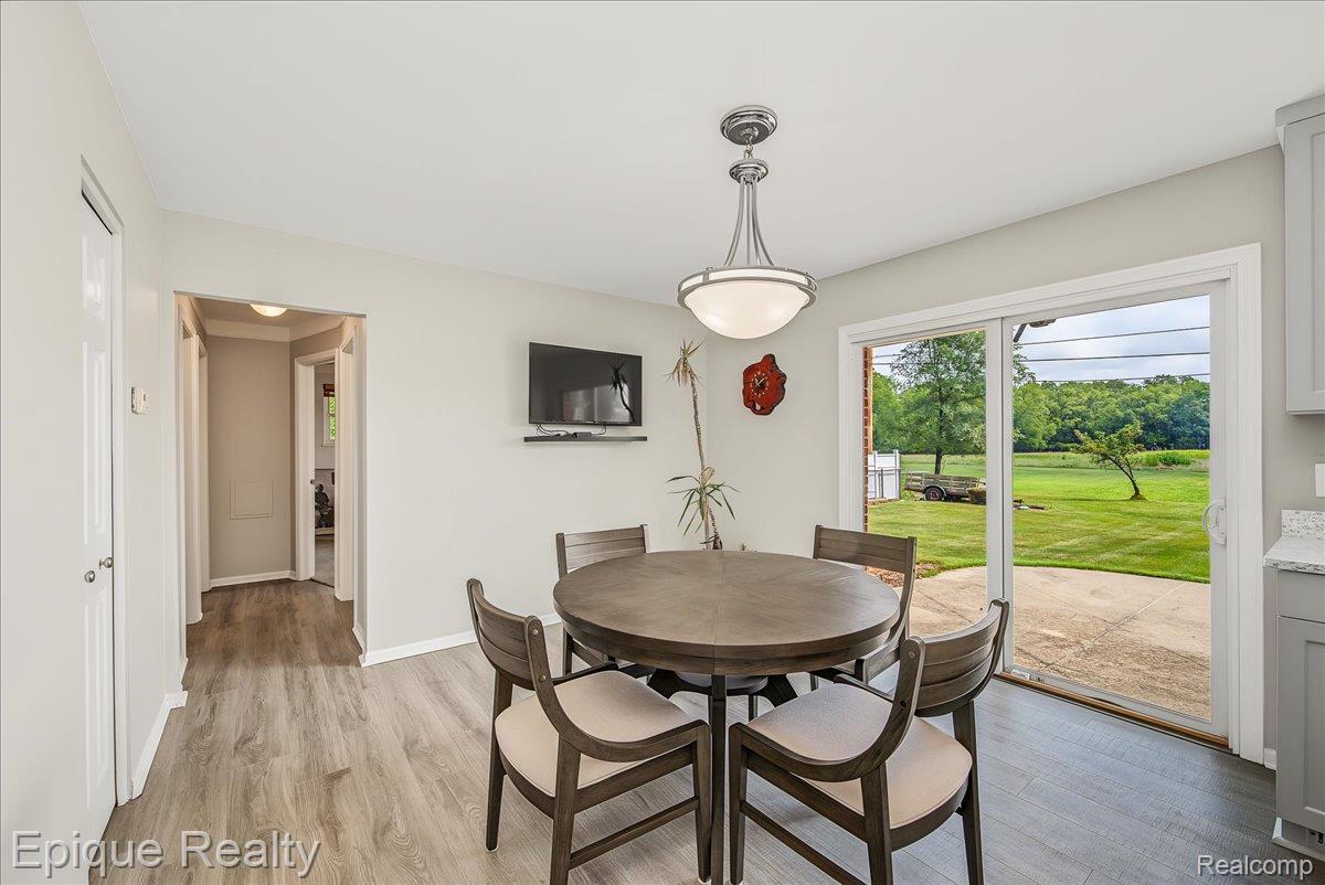 29749 Ailanthus Drive Property Photo 12