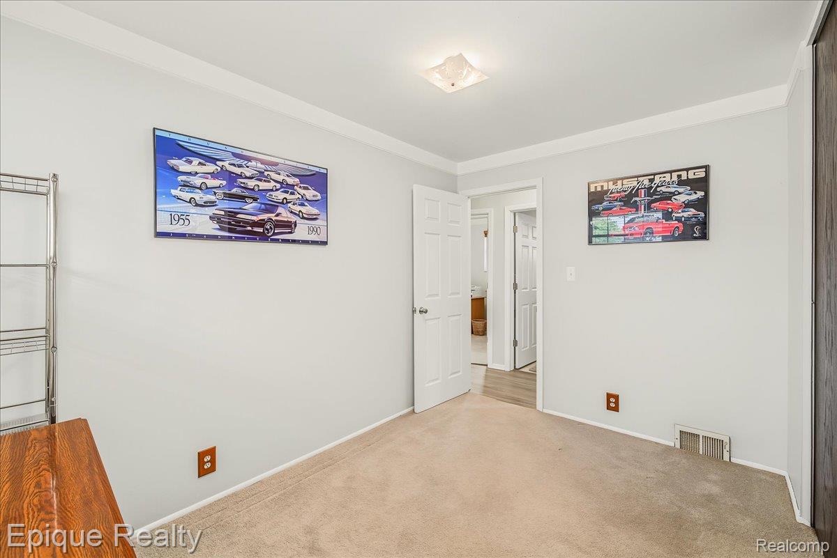 29749 Ailanthus Drive Property Photo 15