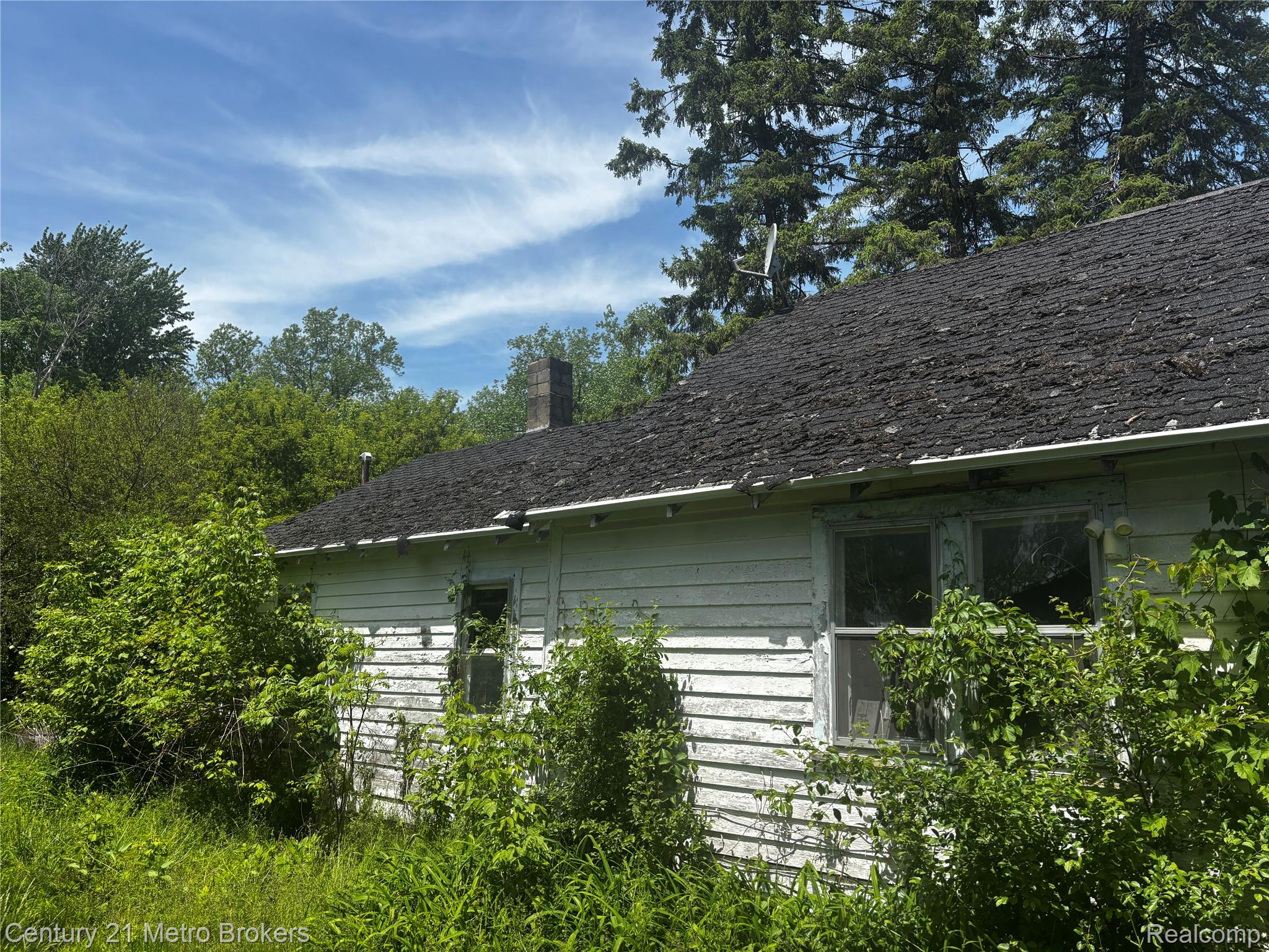 3944 Clutier Road Property Photo 2