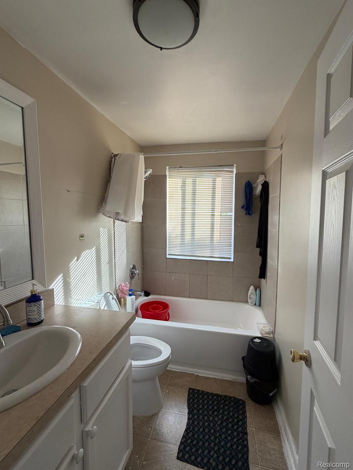 3304 Comstock Street Property Photo 8