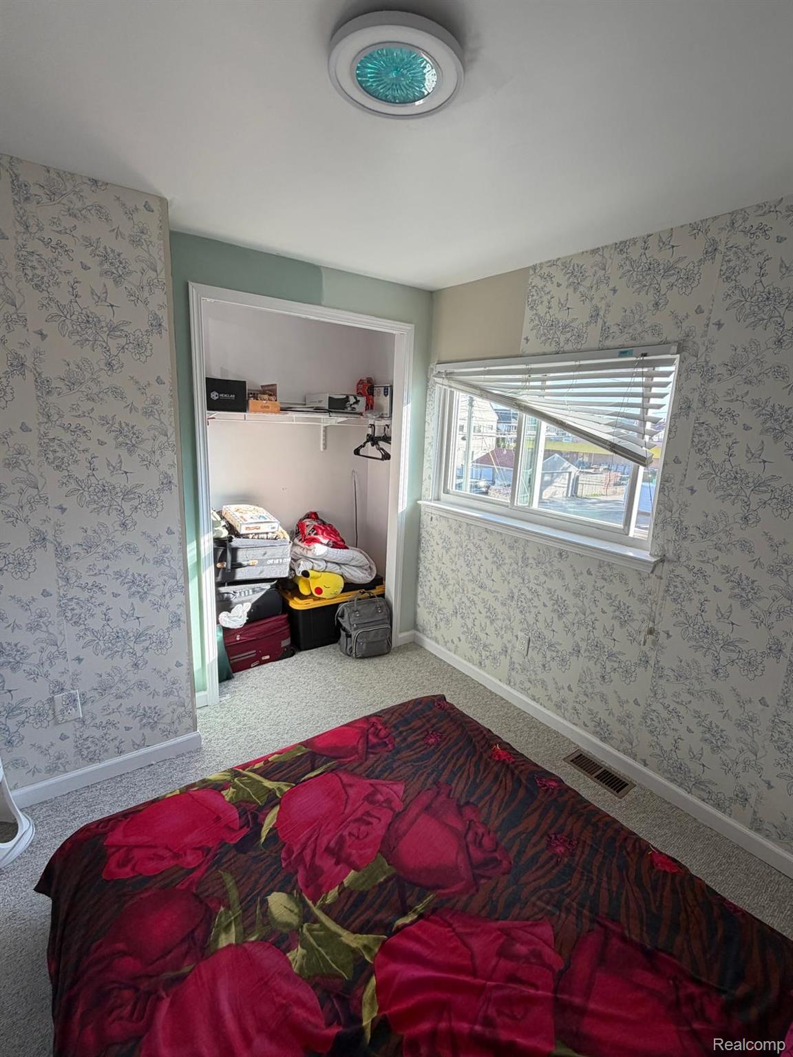 3304 Comstock Street Property Photo 10