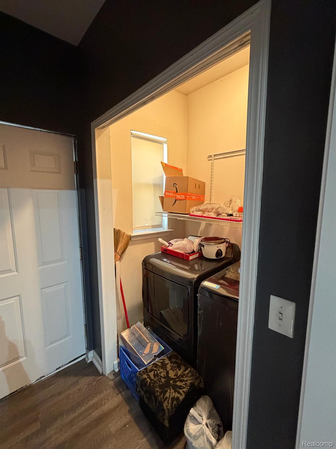 3304 Comstock Street Property Photo 12