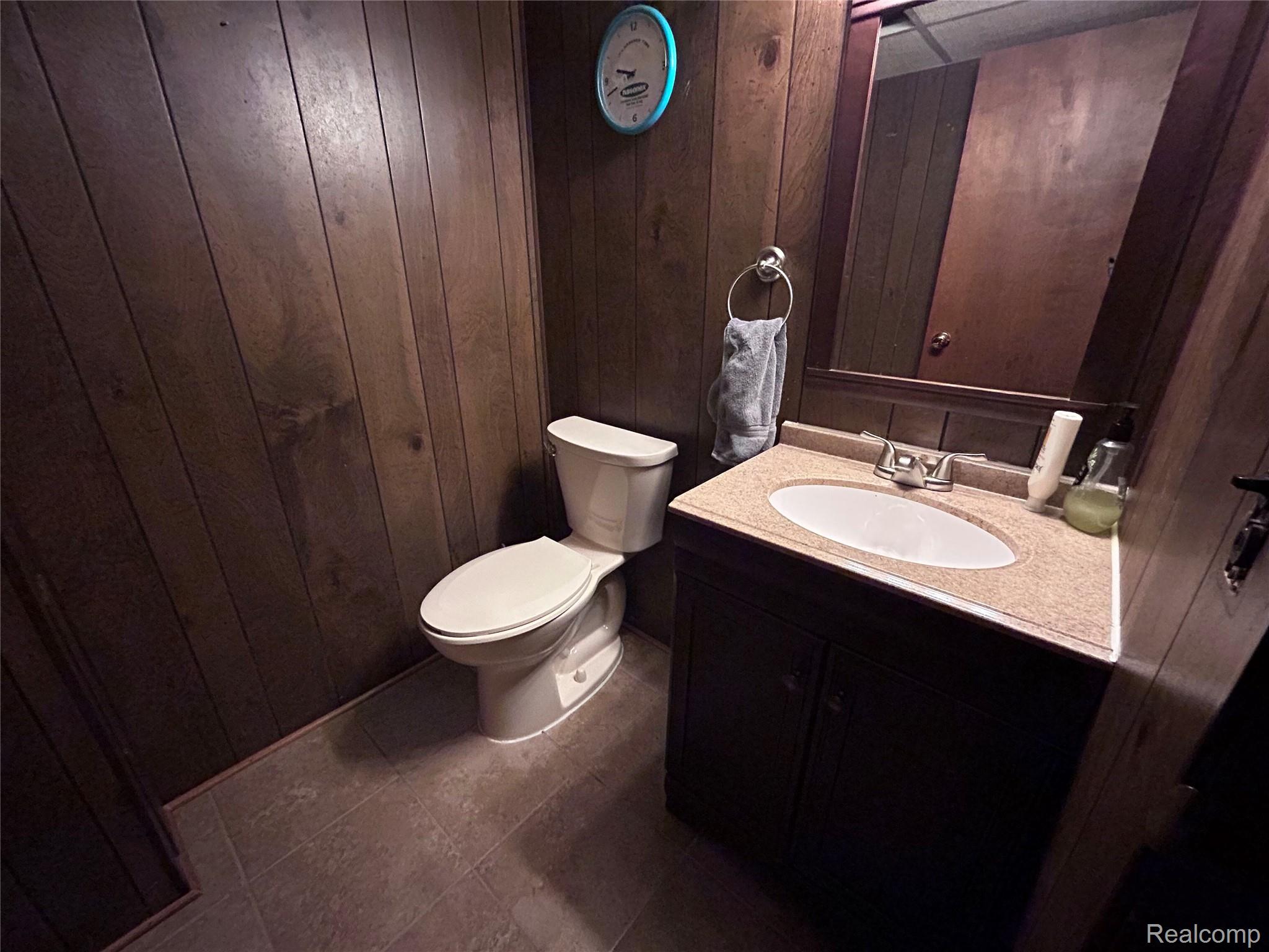 1707 Fox River Drive Property Photo 22