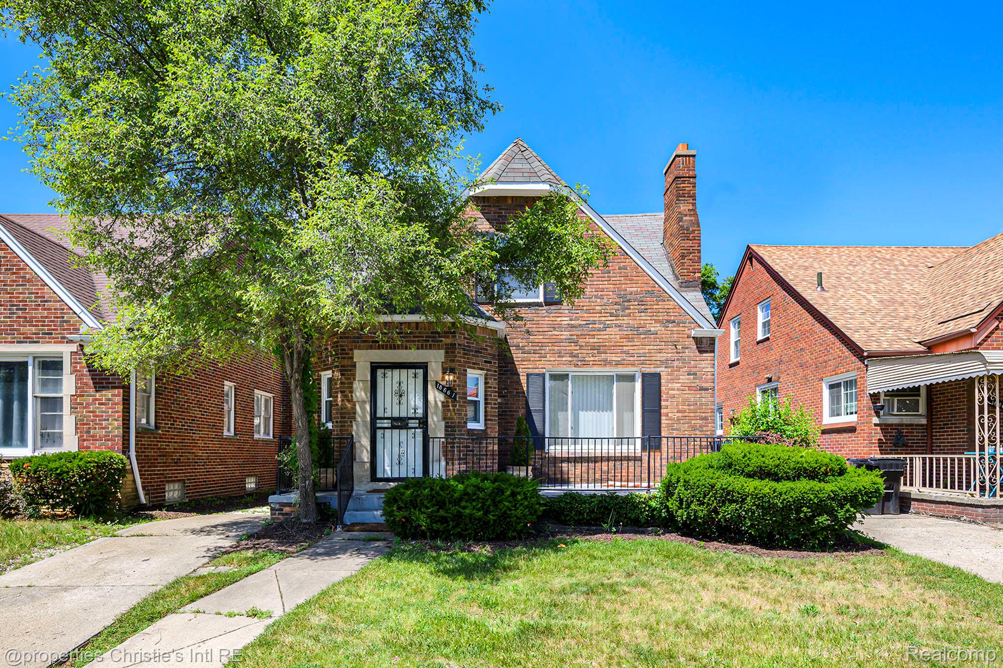 18661 Stoepel Street Property Photo 1