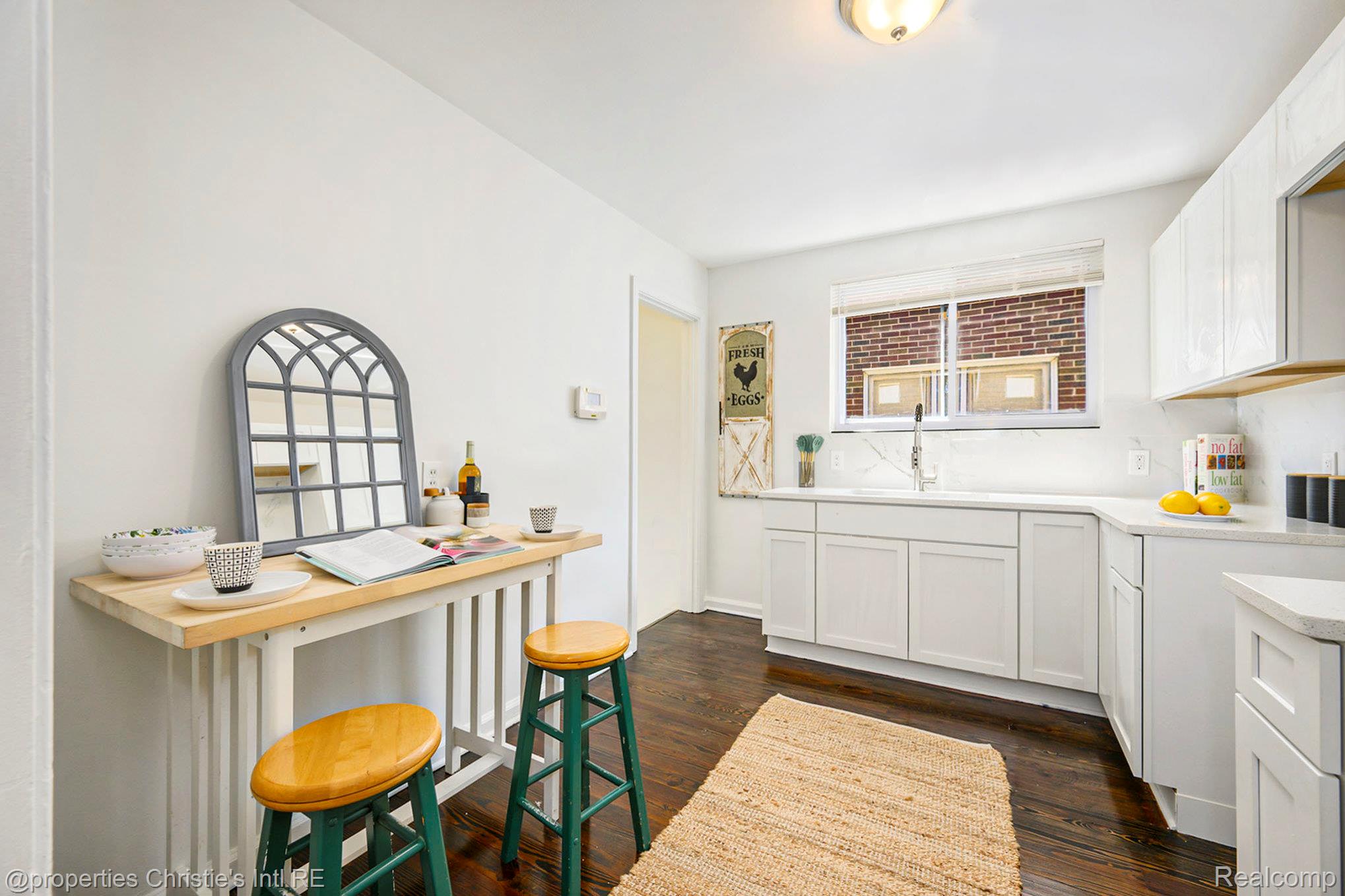 18661 Stoepel Street Property Photo 5