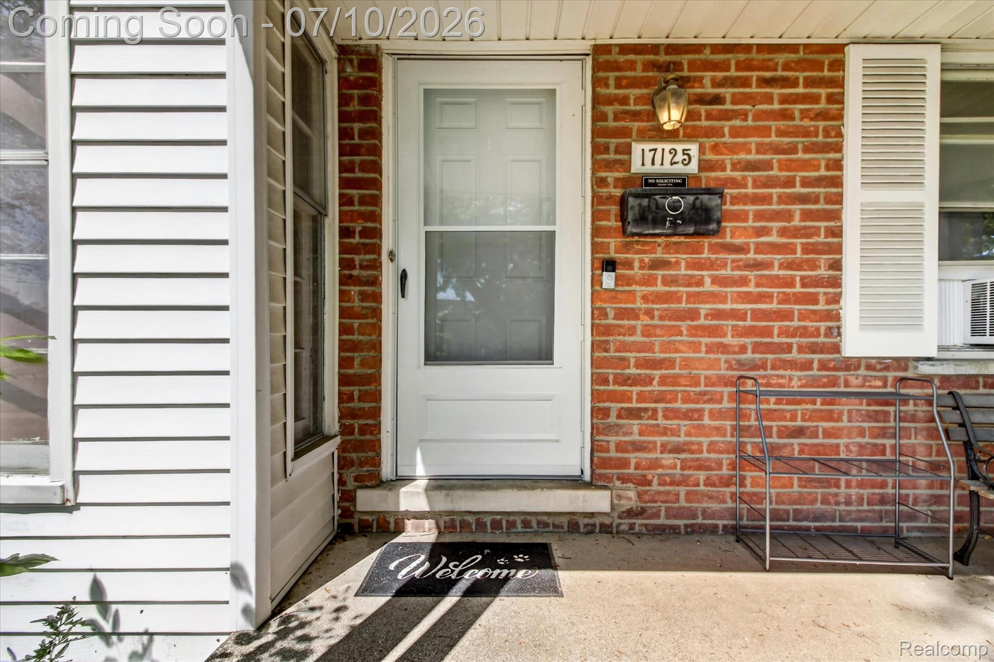 17125 Lennane Property Photo 5