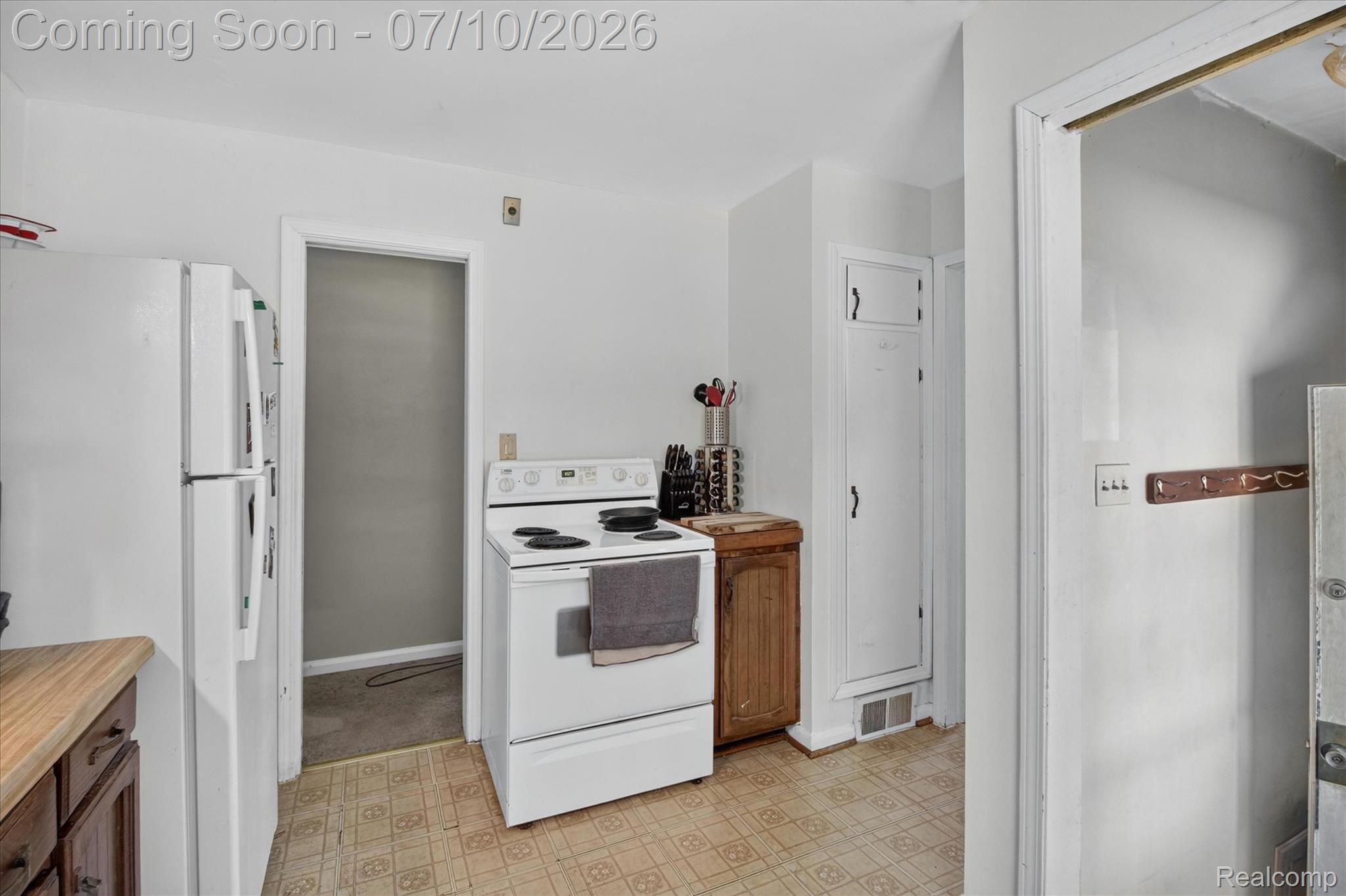17125 Lennane Property Photo 14