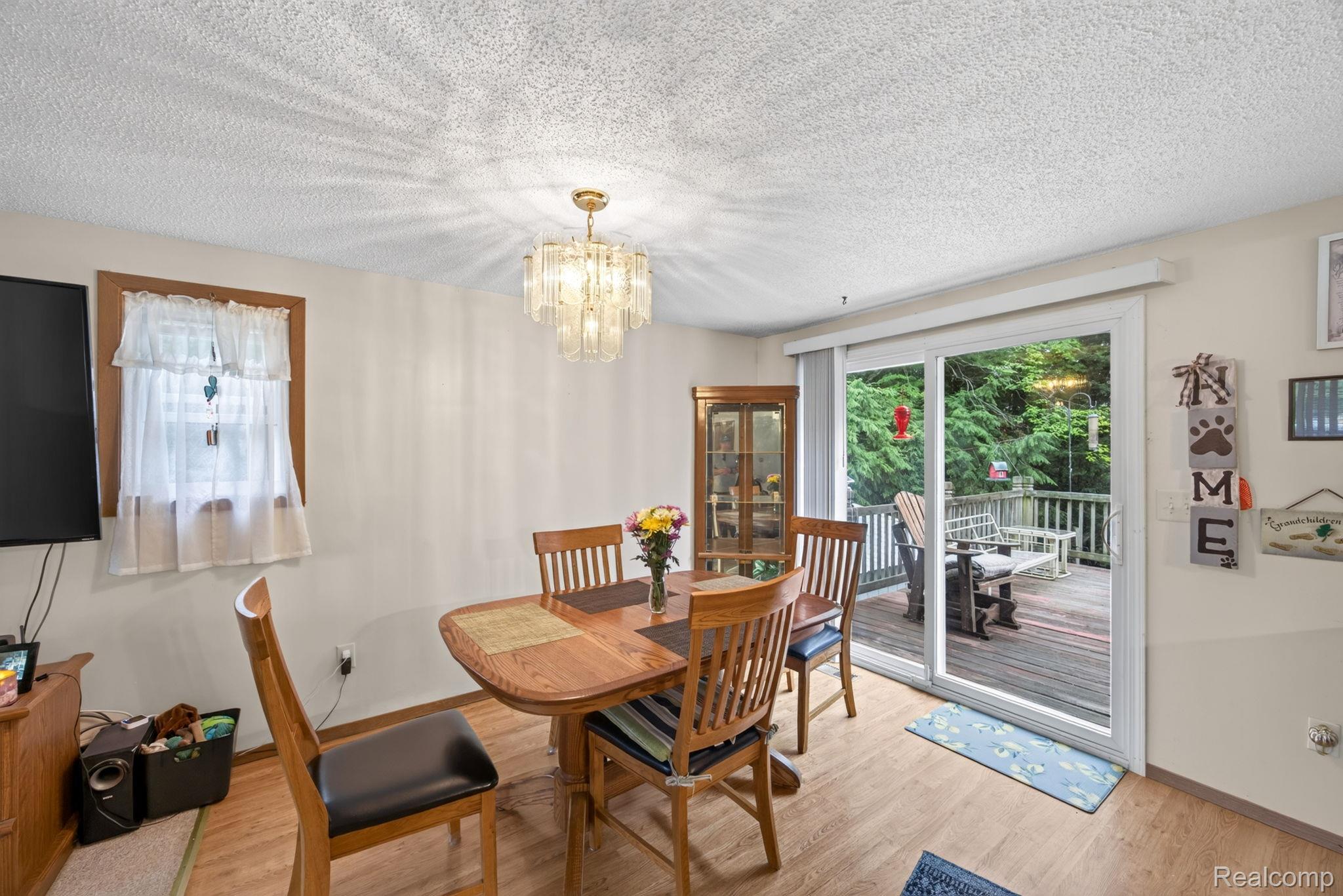 11245 Cedar Road Property Photo 6