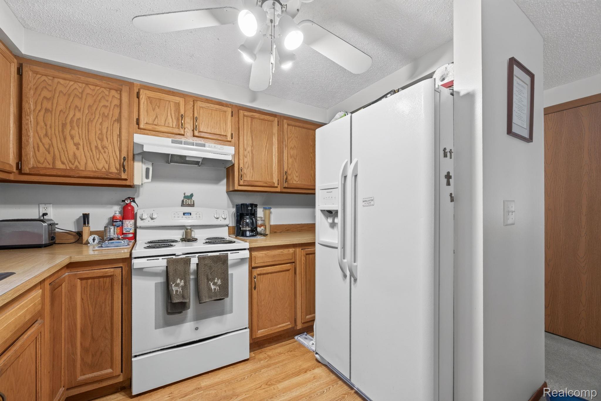 11245 Cedar Road Property Photo 7