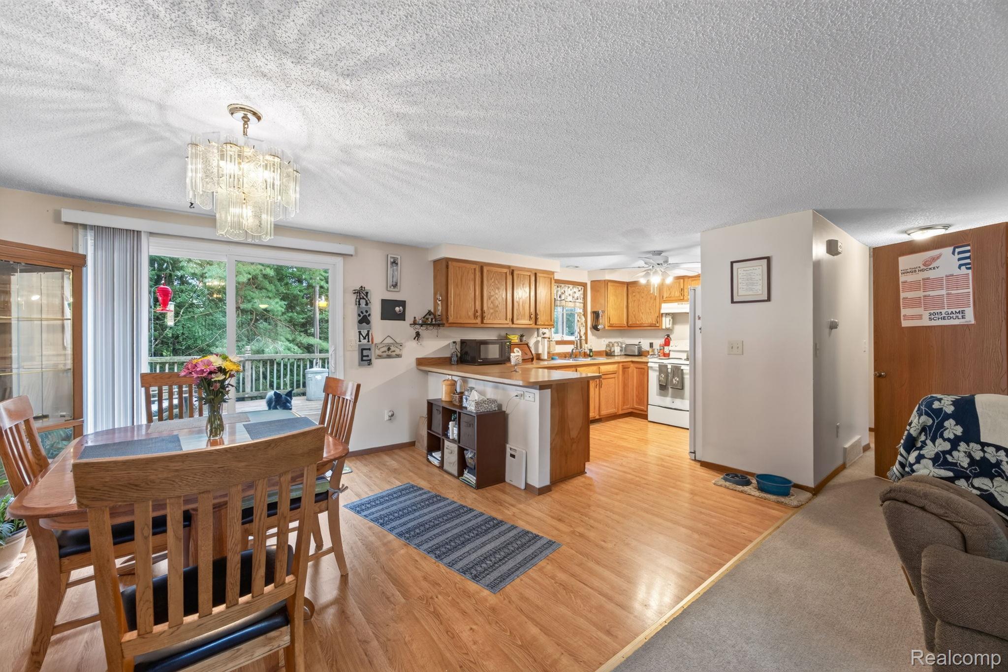 11245 Cedar Road Property Photo 9