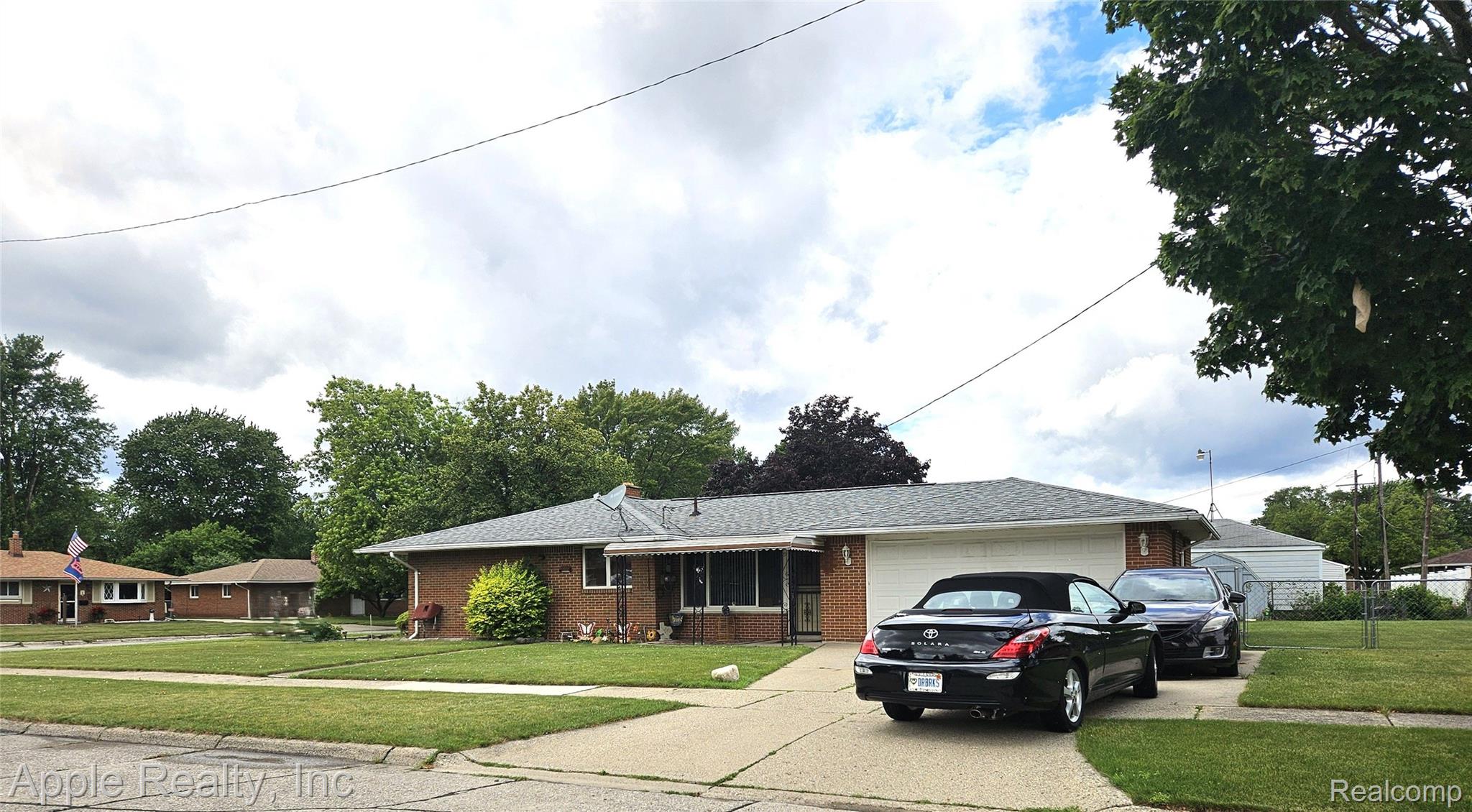 4851 Harrison Street Property Photo 2