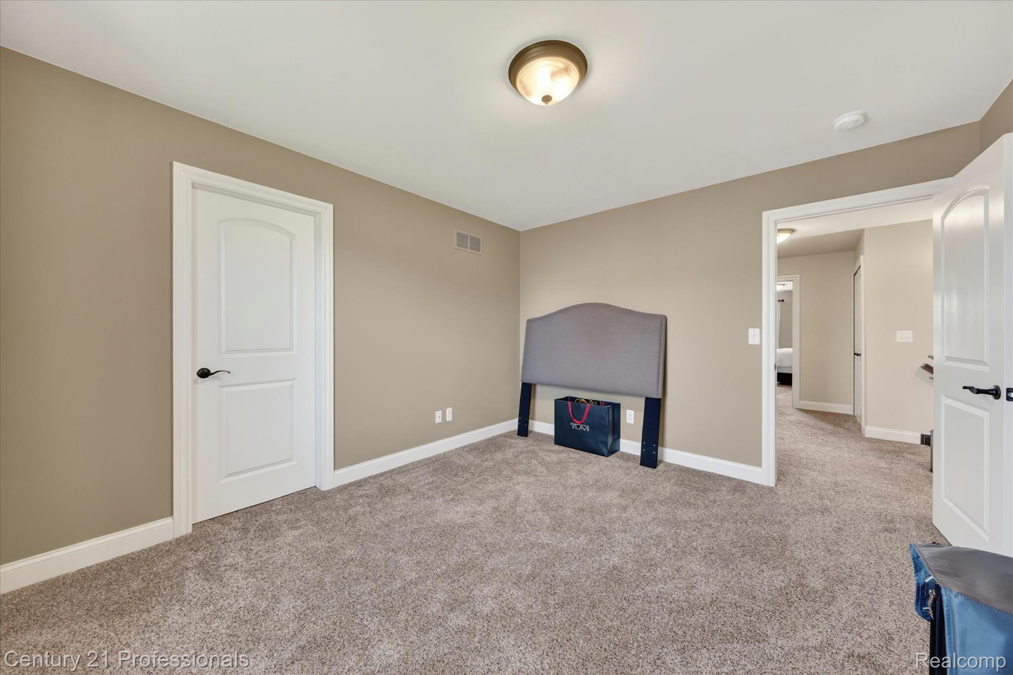 2212 Heidi Drive Property Photo 34