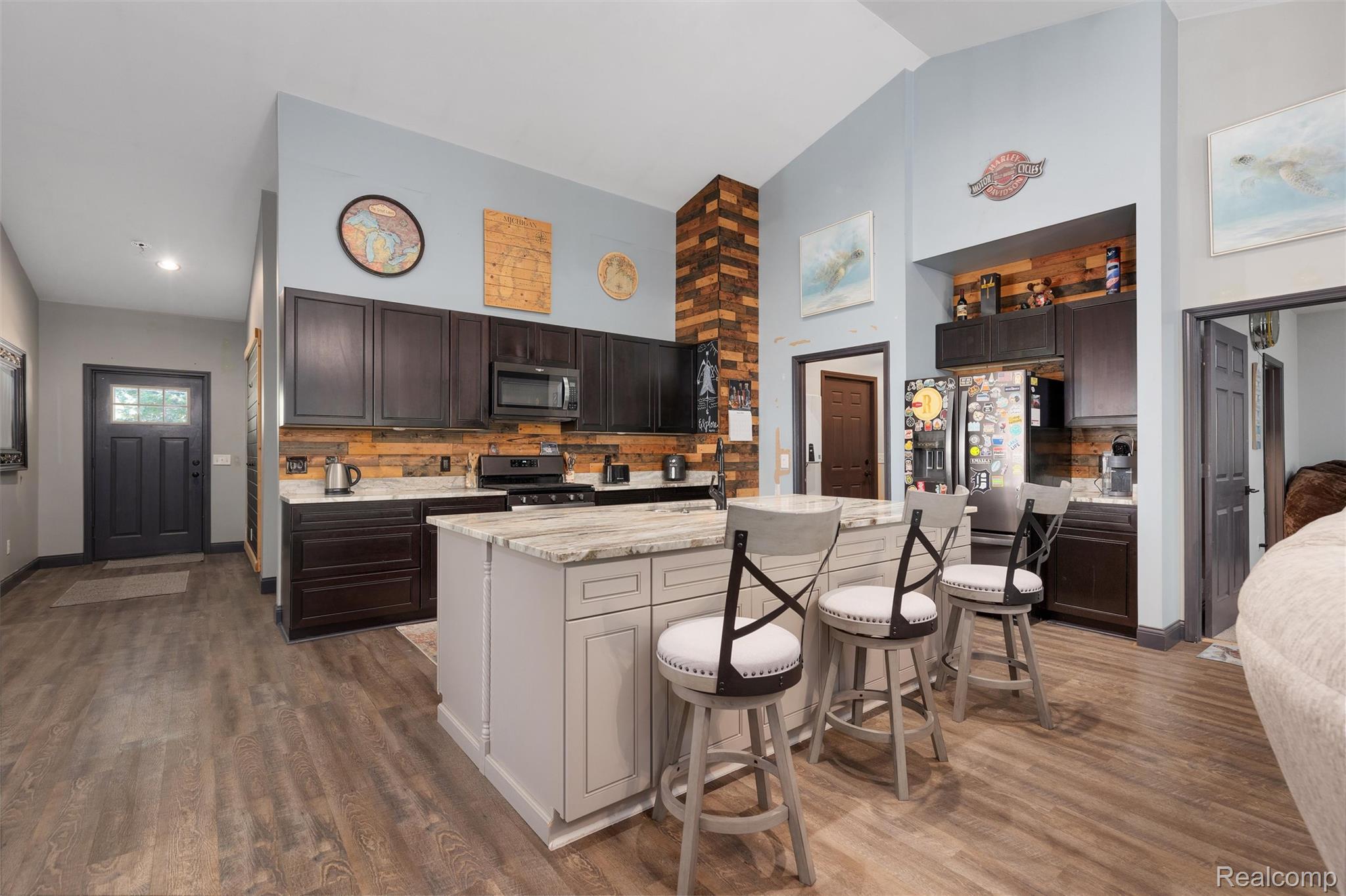 3099 Fruit Street Property Photo 11