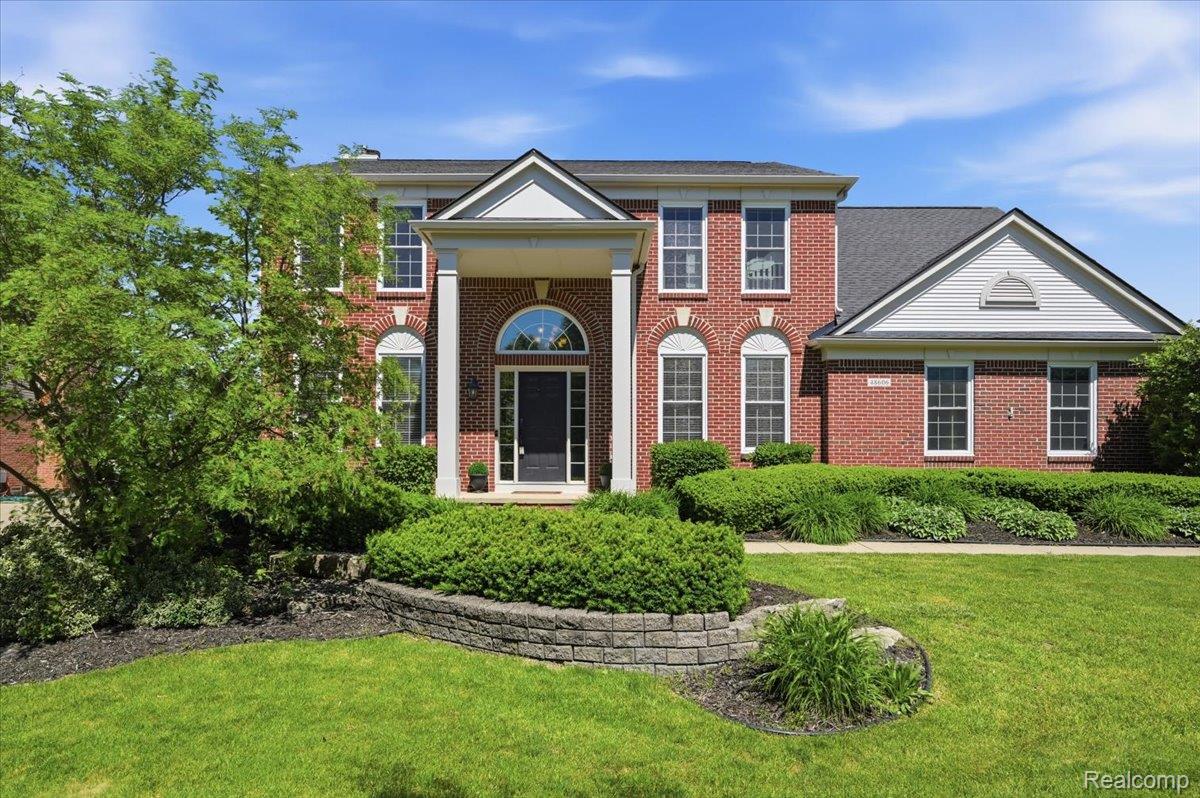 48606 Greenwich Circle Property Photo 3