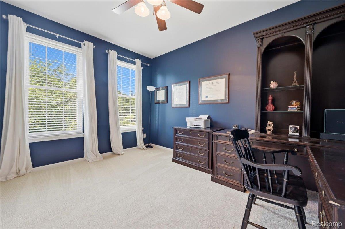 48606 Greenwich Circle Property Photo 8