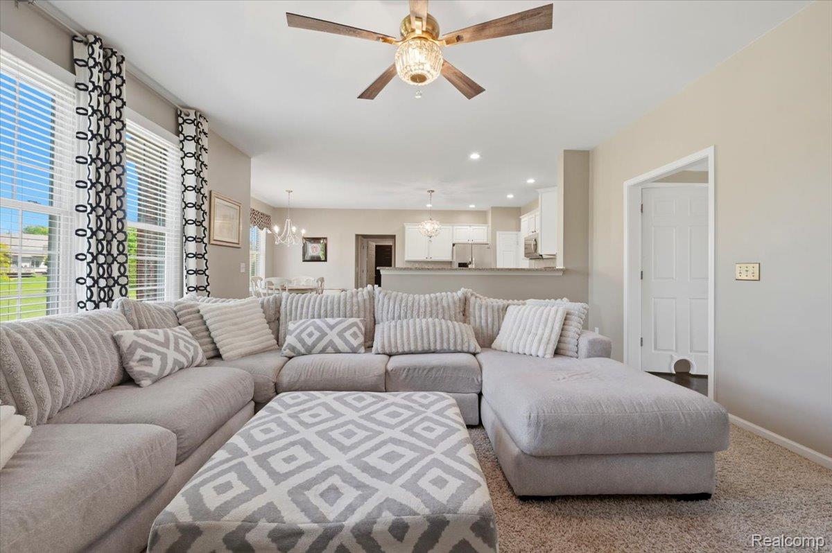 48606 Greenwich Circle Property Photo 10