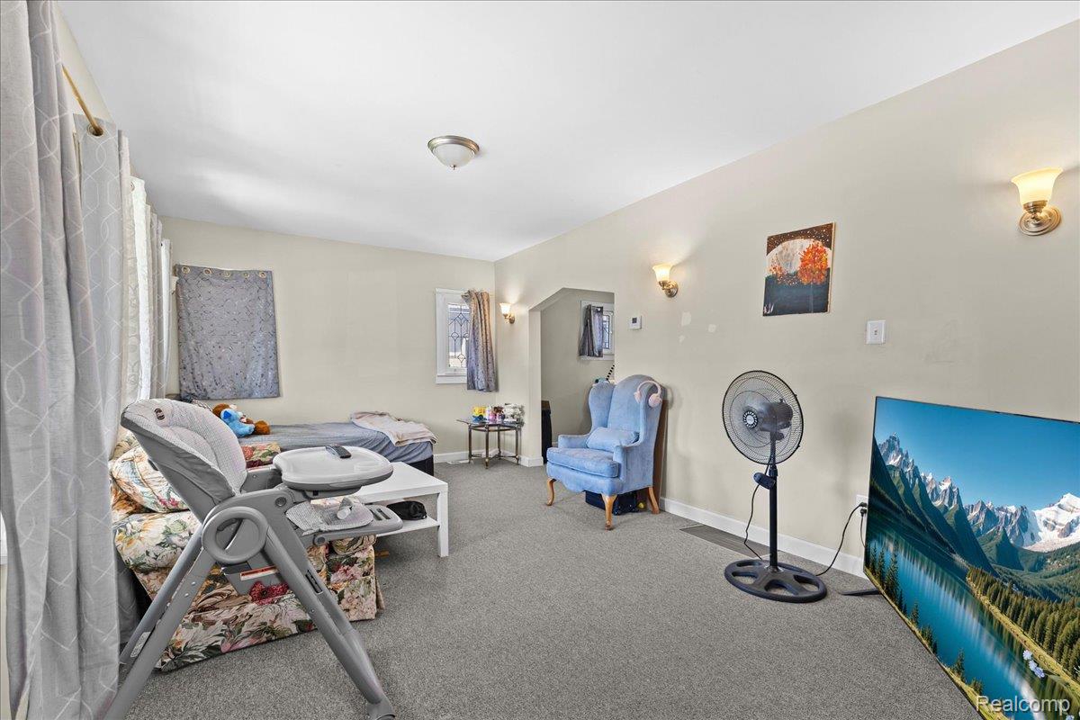 17516 Joseph Campau Street Property Photo 8