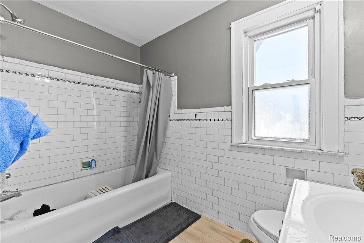 17516 Joseph Campau Street Property Photo 23