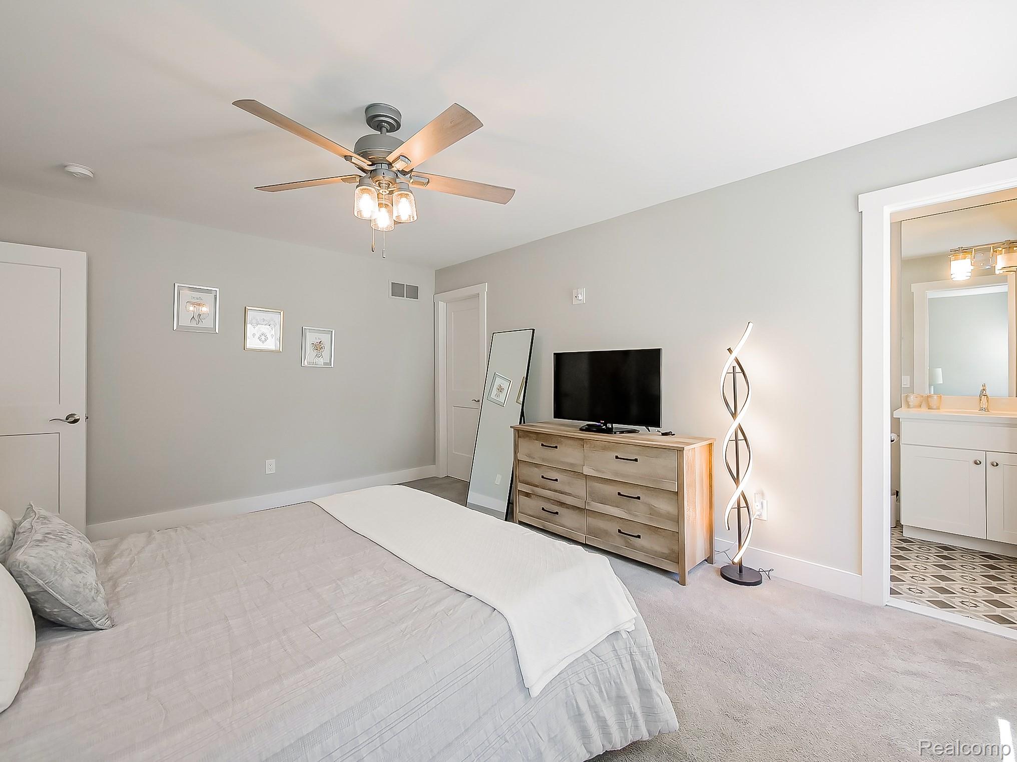1724 Taylor Avenue Property Photo 22