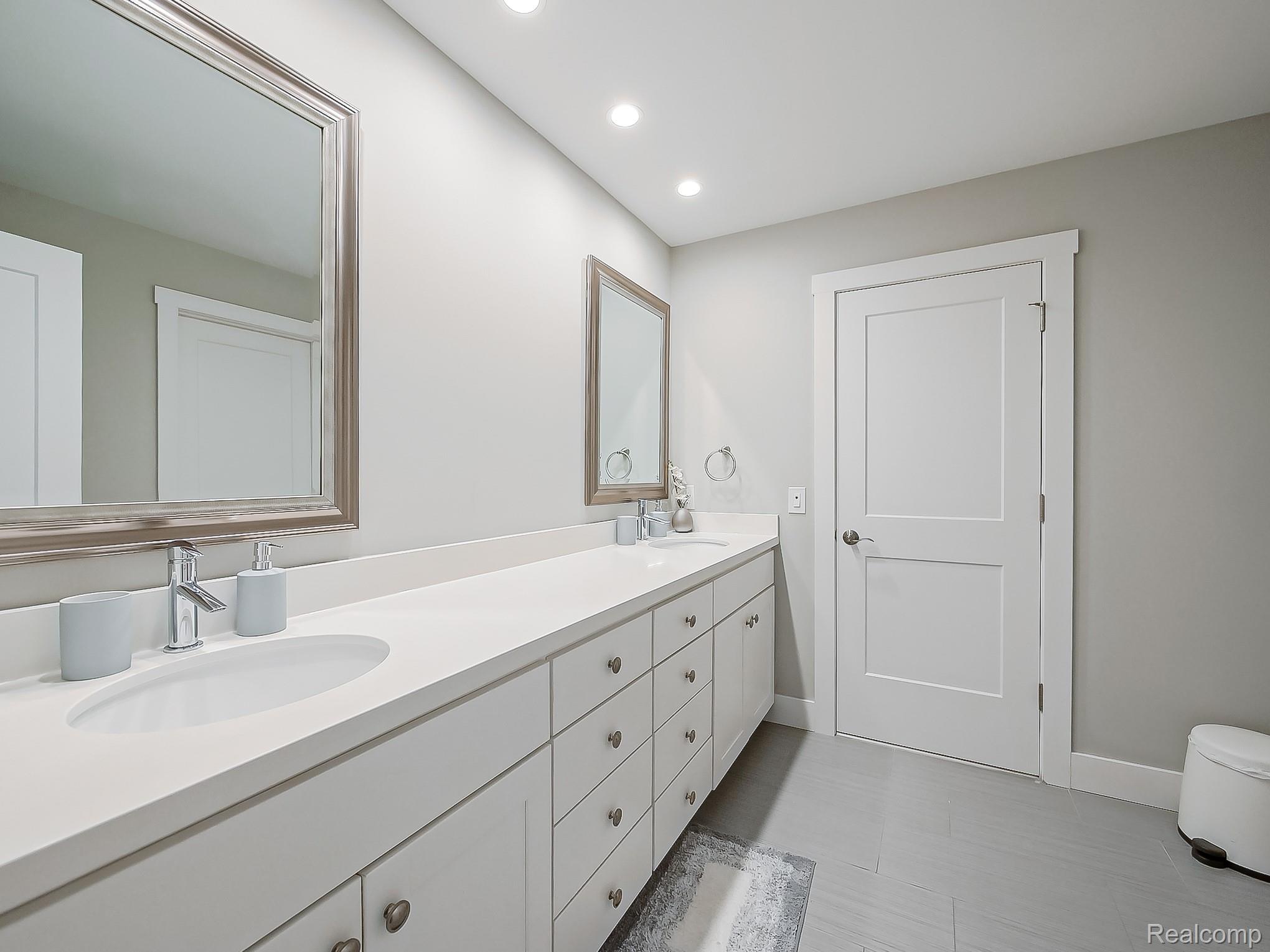 1724 Taylor Avenue Property Photo 32