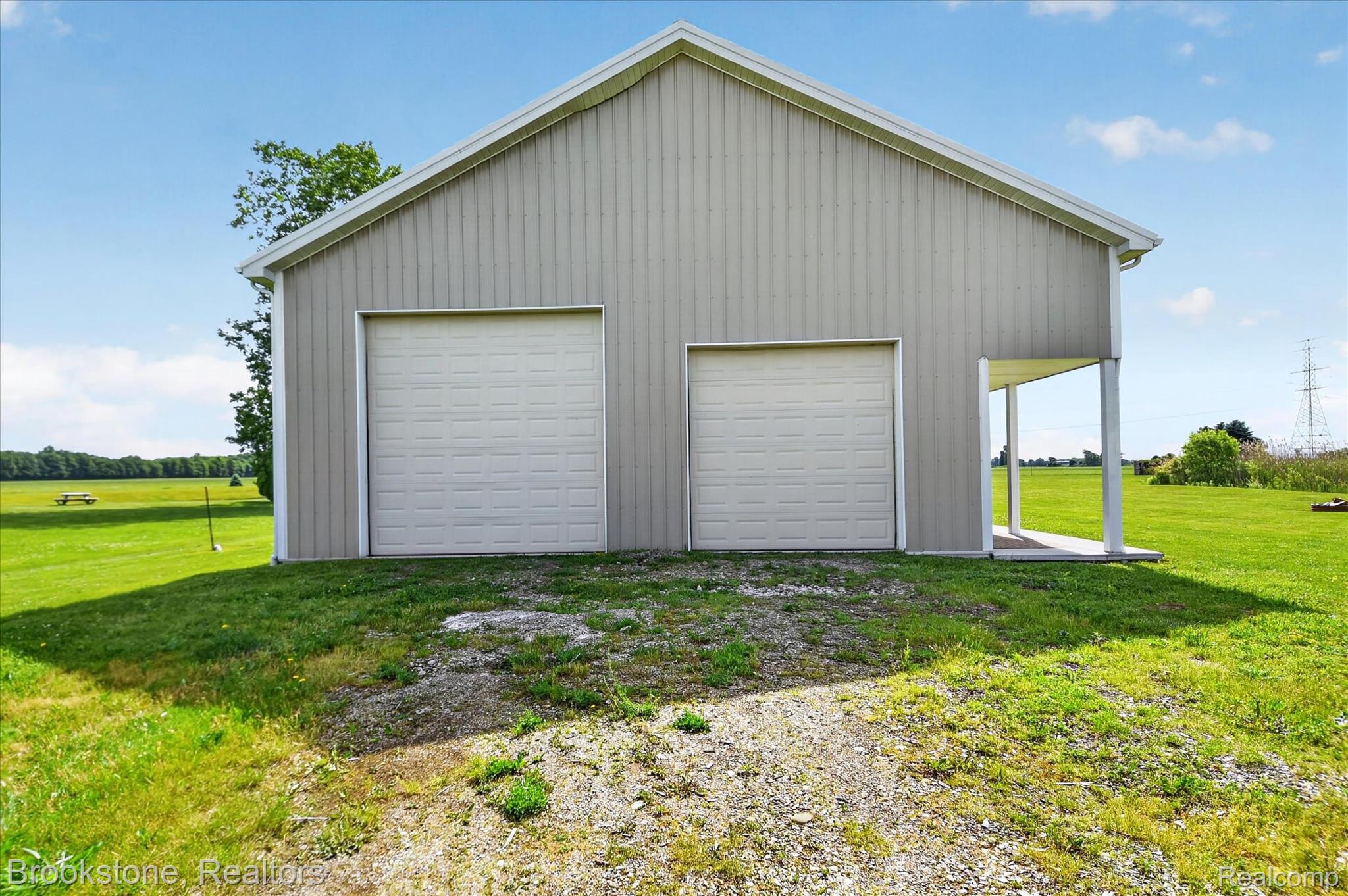 75230 Cryderman Road Property Photo 6