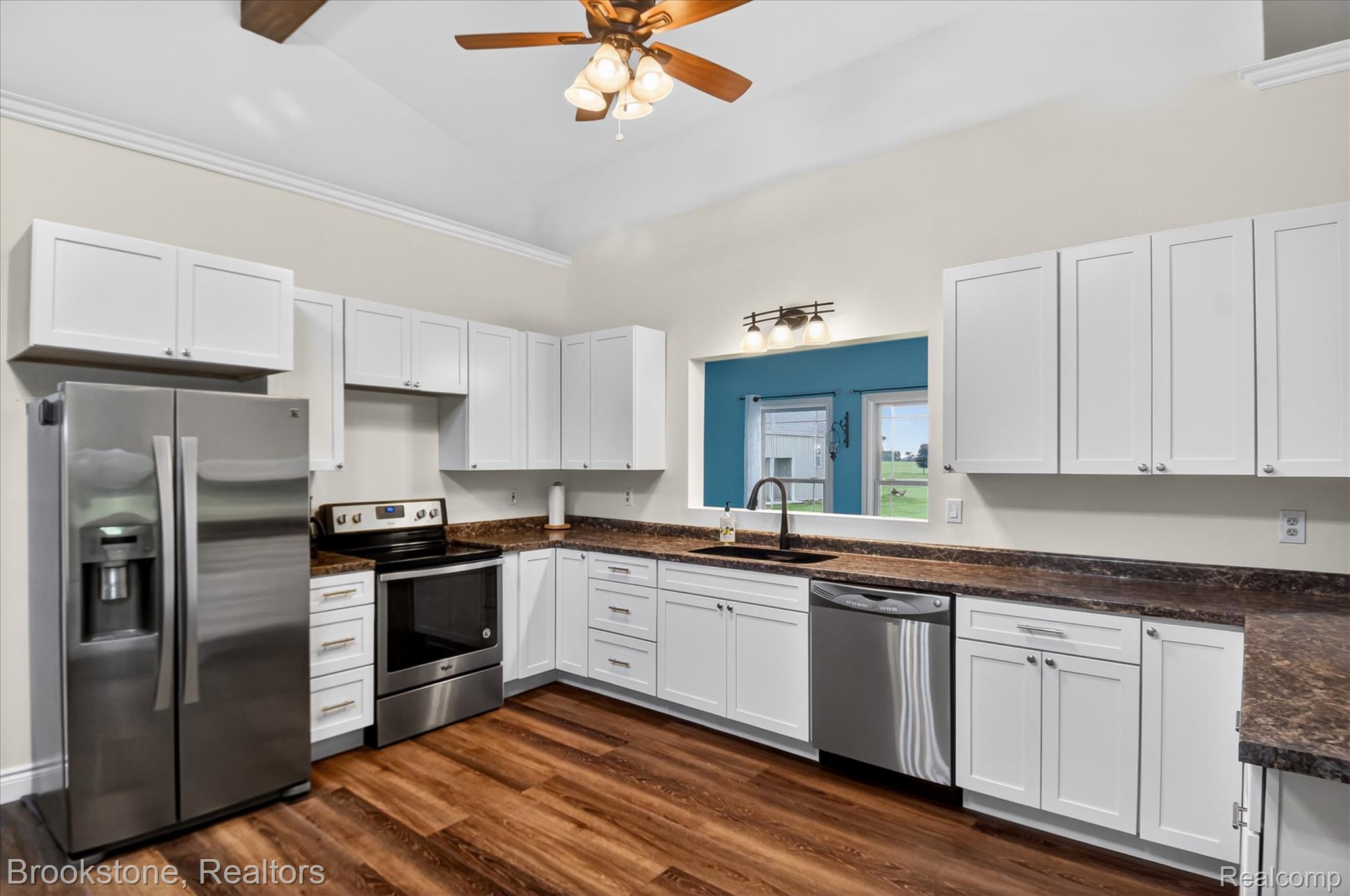 75230 Cryderman Road Property Photo 15