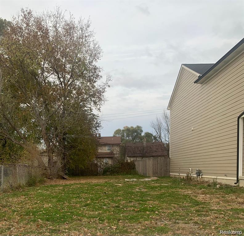 116 W George Avenue Property Photo 1
