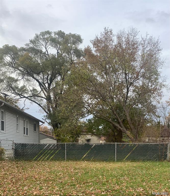 000 W George Ave Property Photo 1