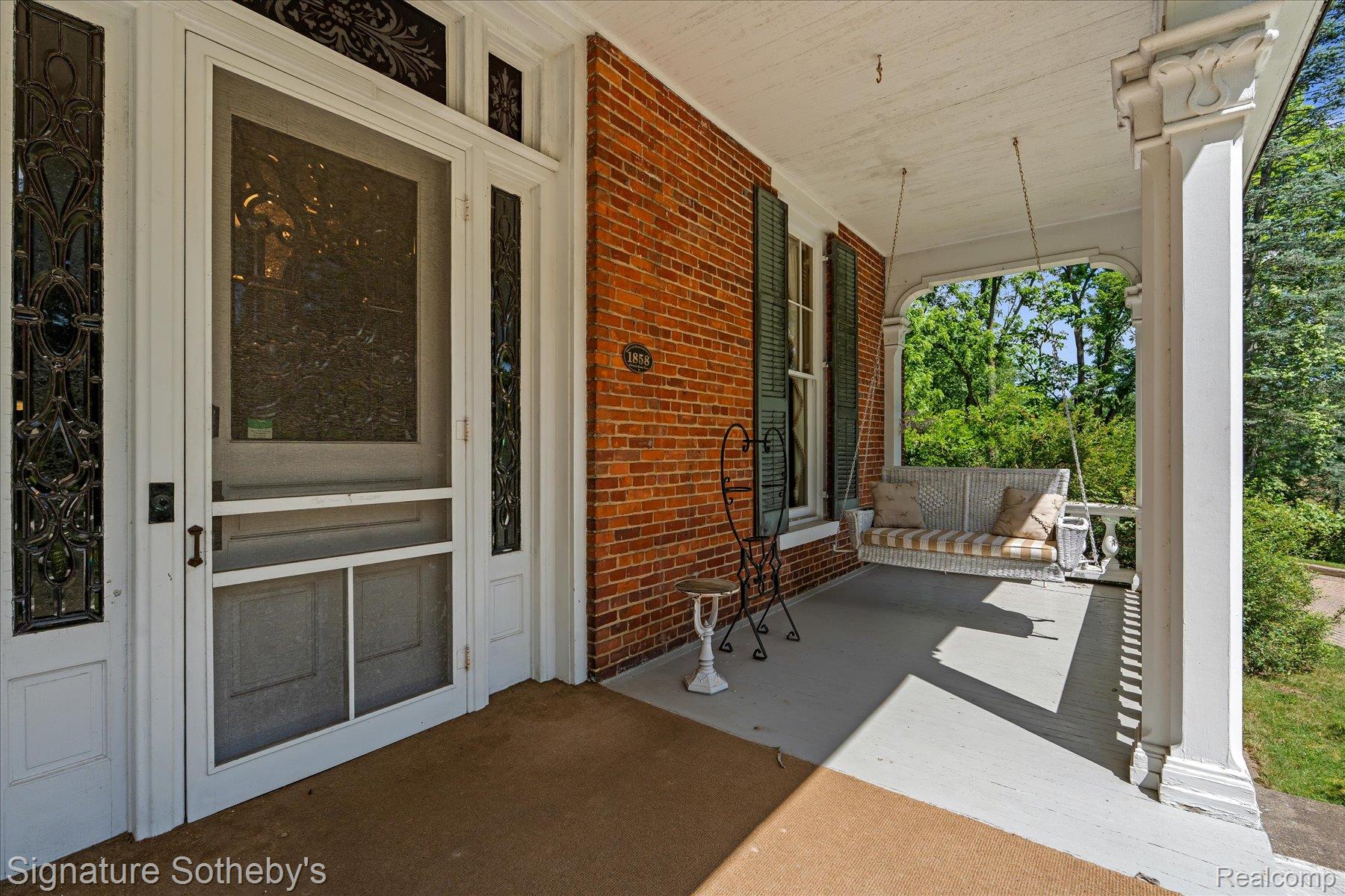 410 N Eagle Street Property Photo 10