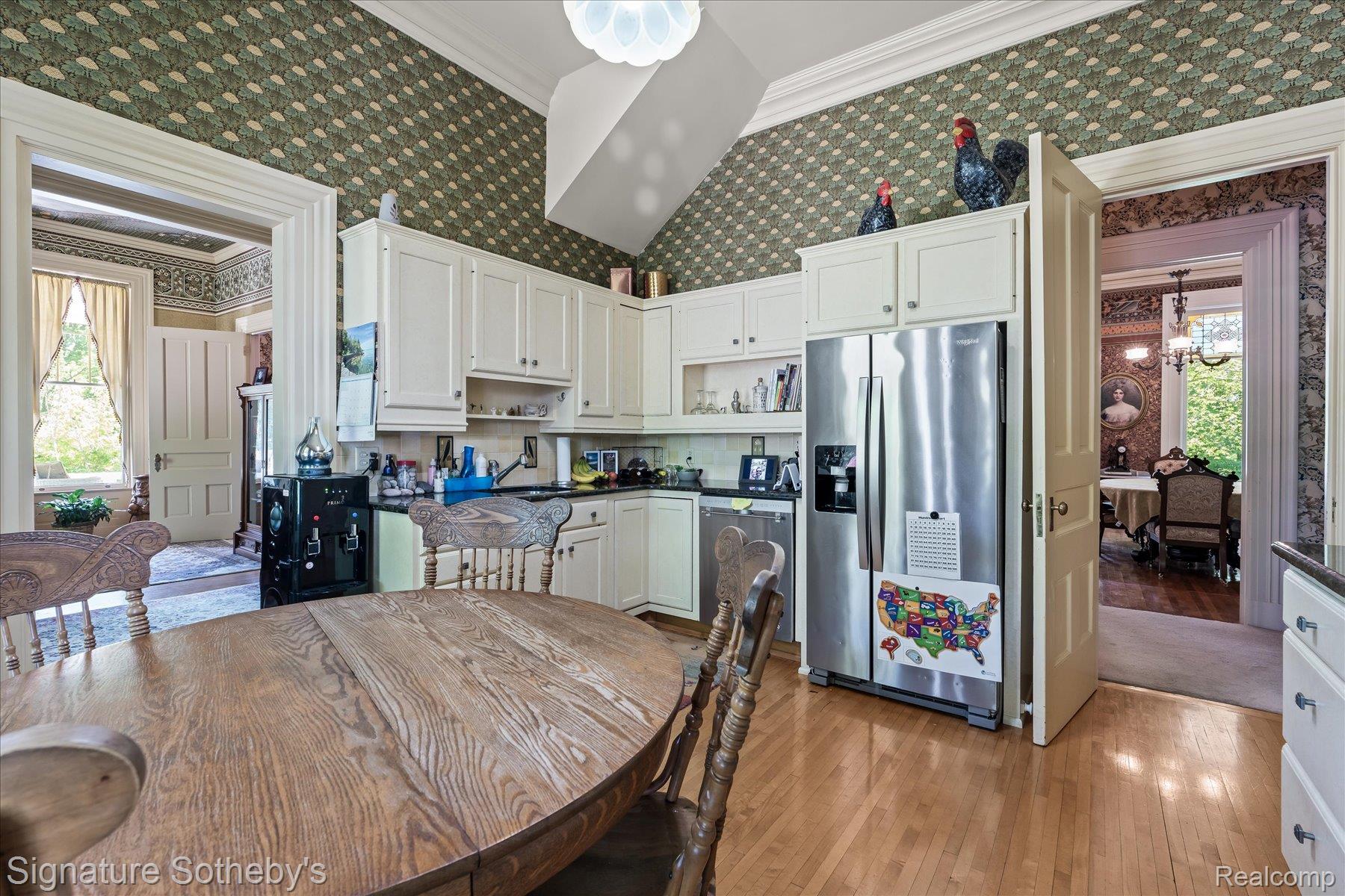 410 N Eagle Street Property Photo 16
