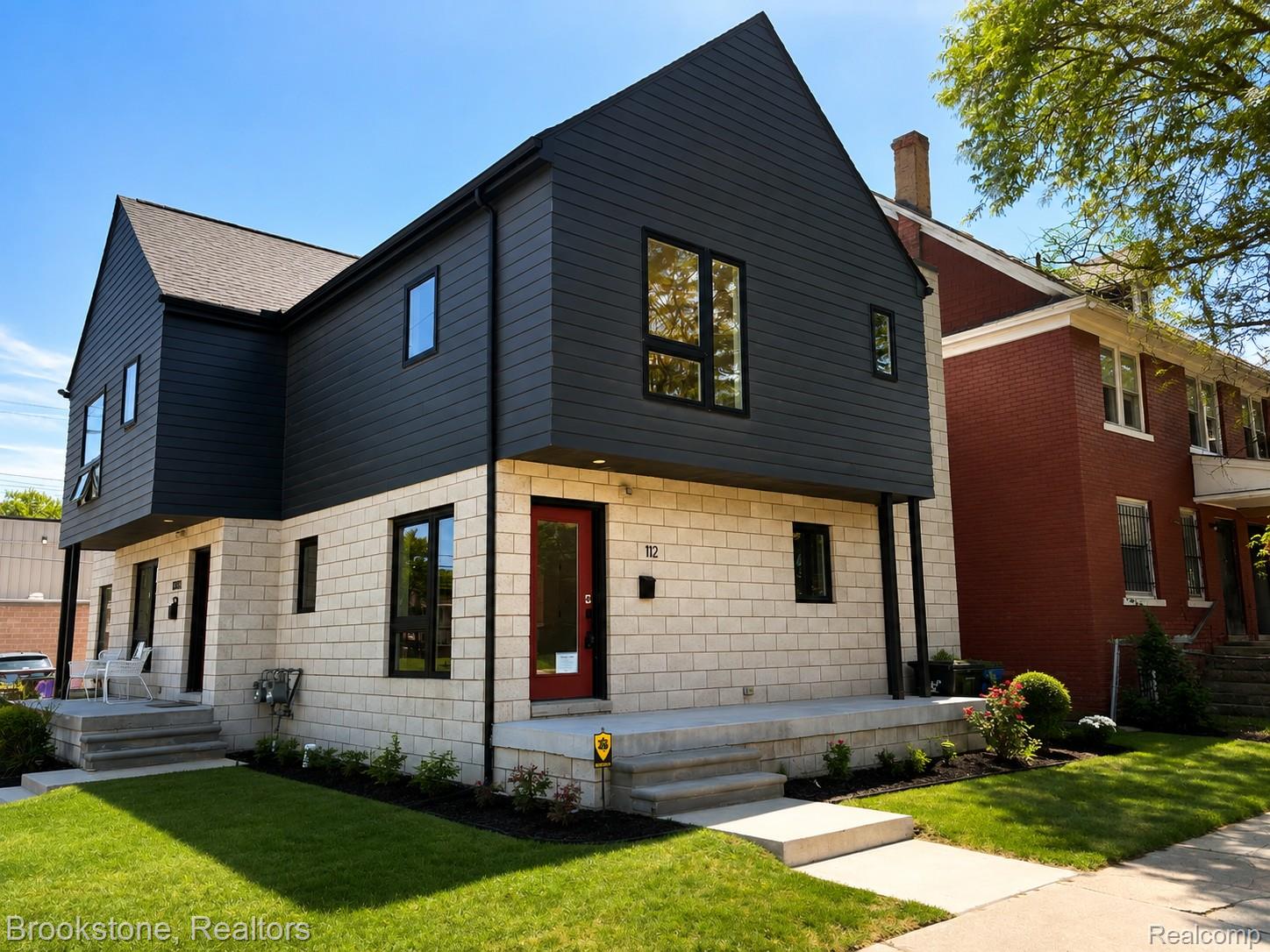 112 Mount Vernon Street 6 Property Photo 1