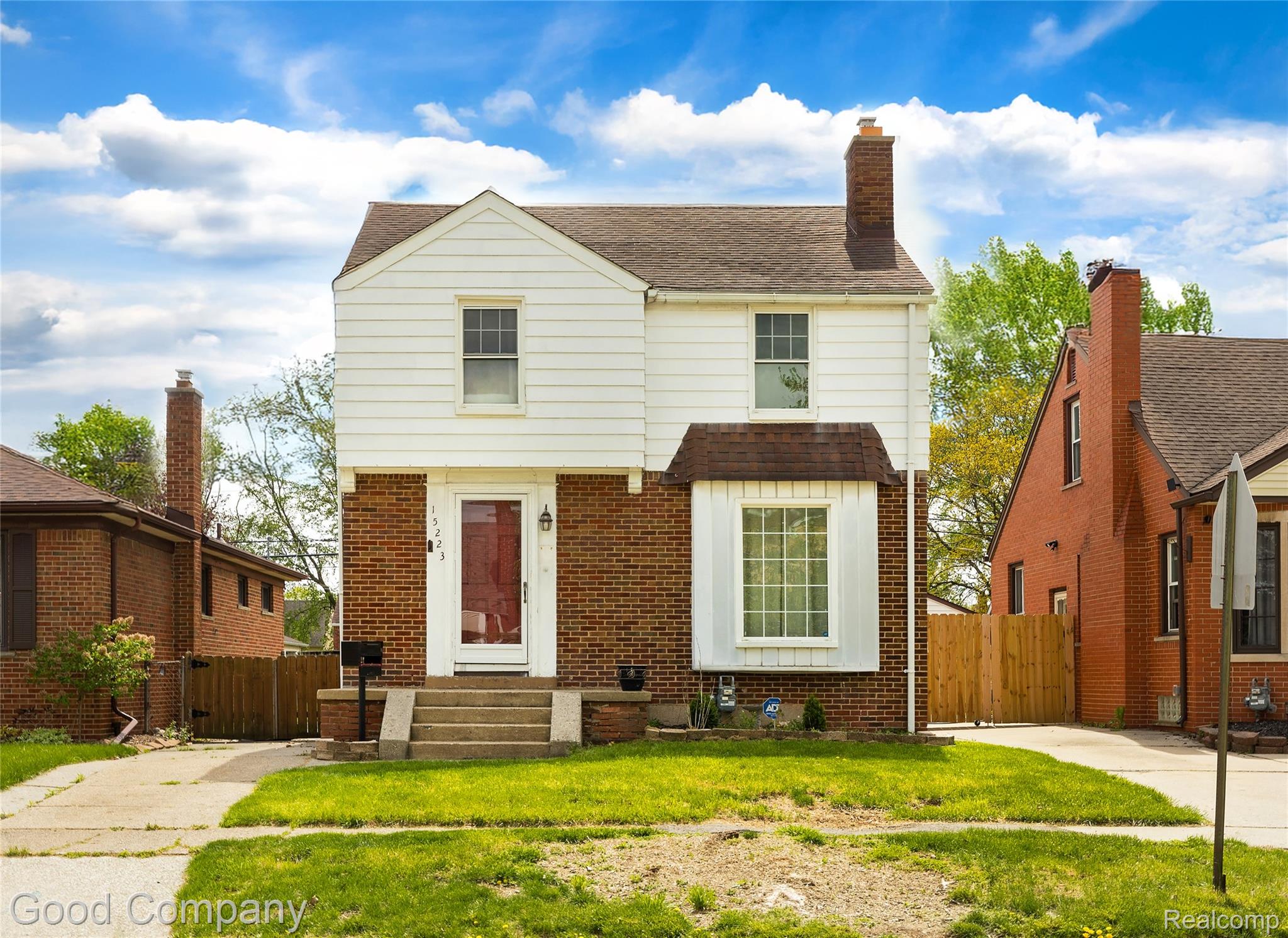 15223 Thomas Avenue Property Photo 1