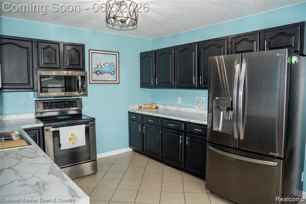 6881 Munsell Road Property Photo 9