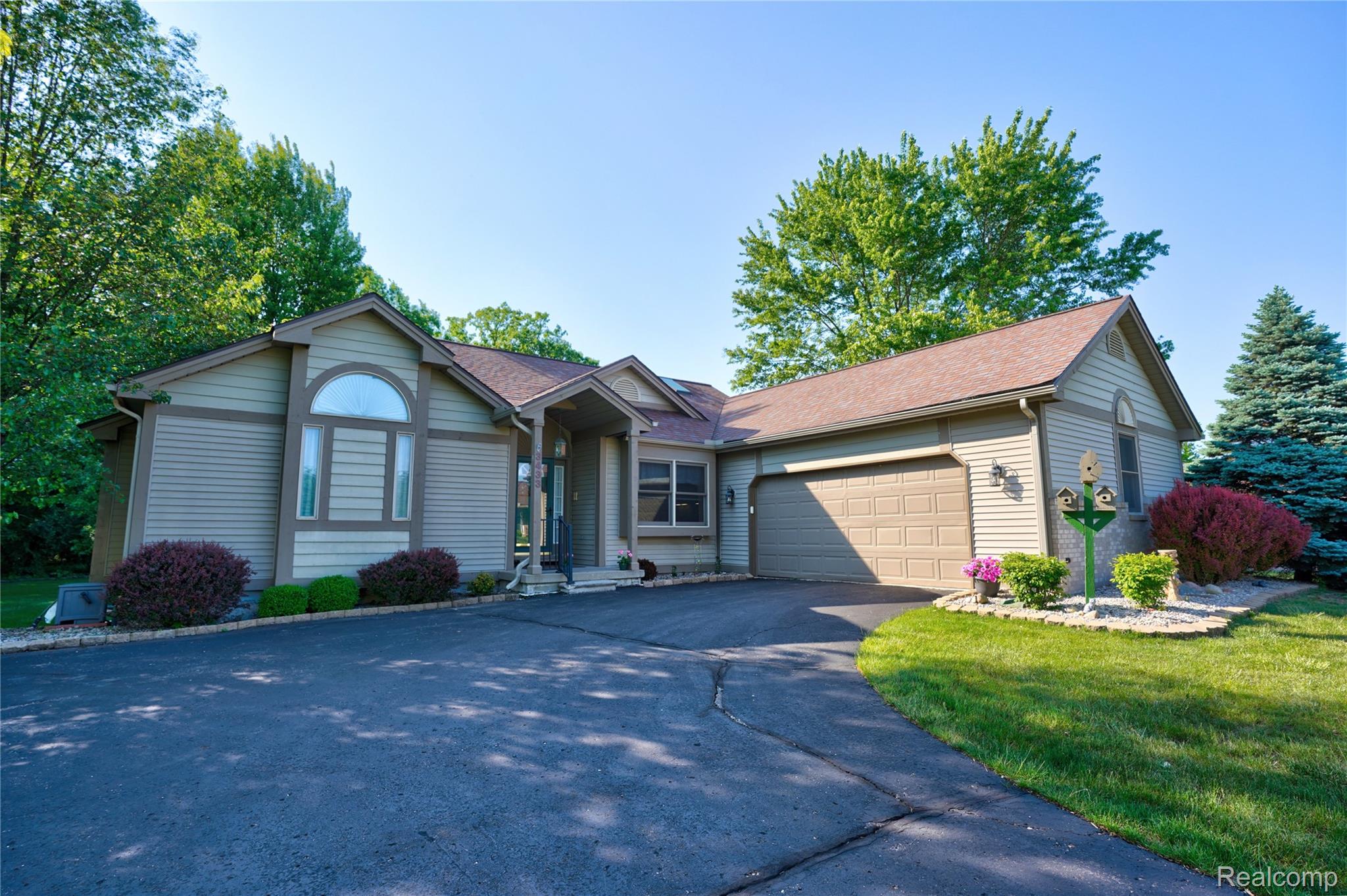 3433 Pinemeadow Court Property Photo 1