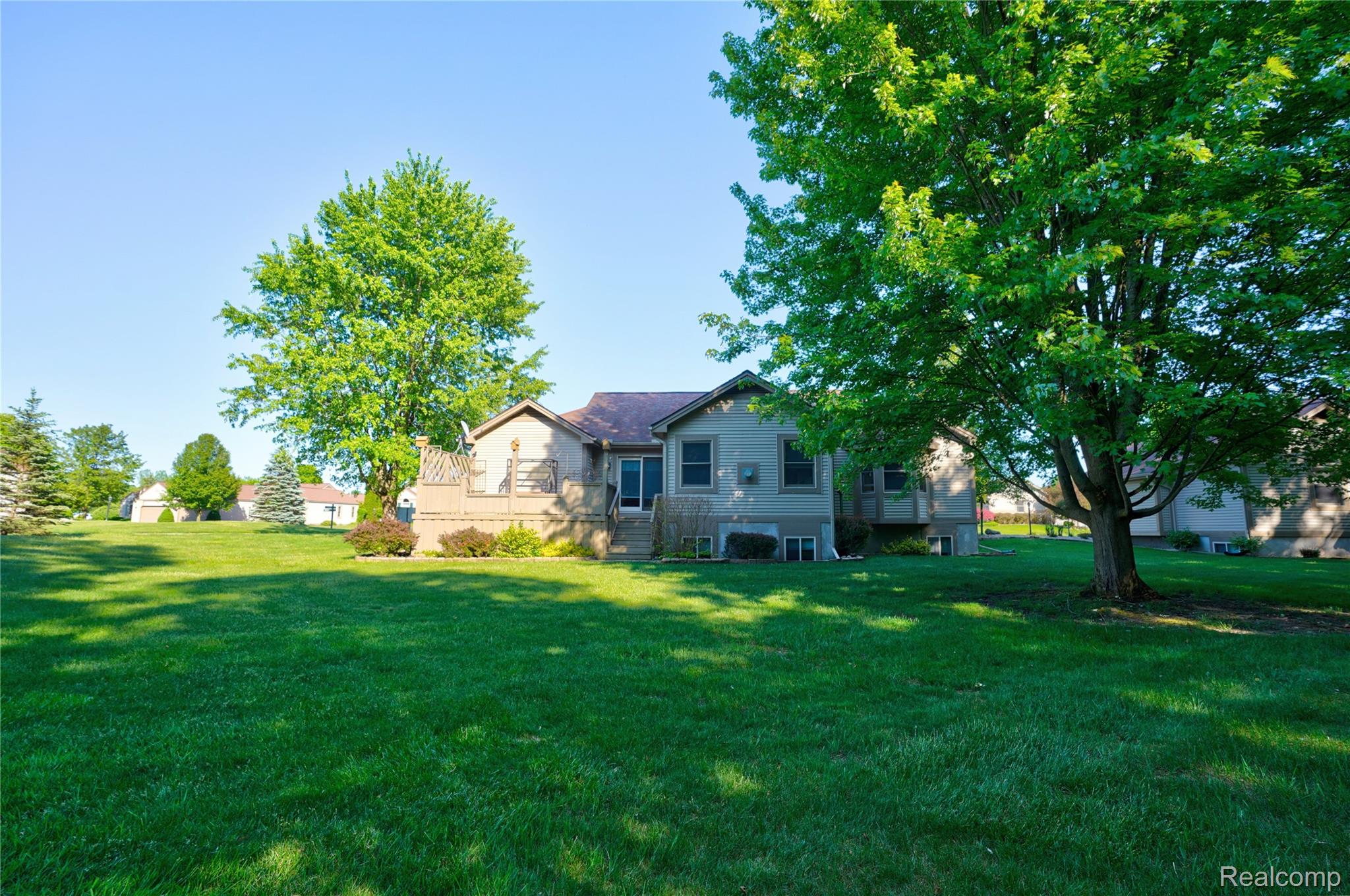 3433 Pinemeadow Court Property Photo 5