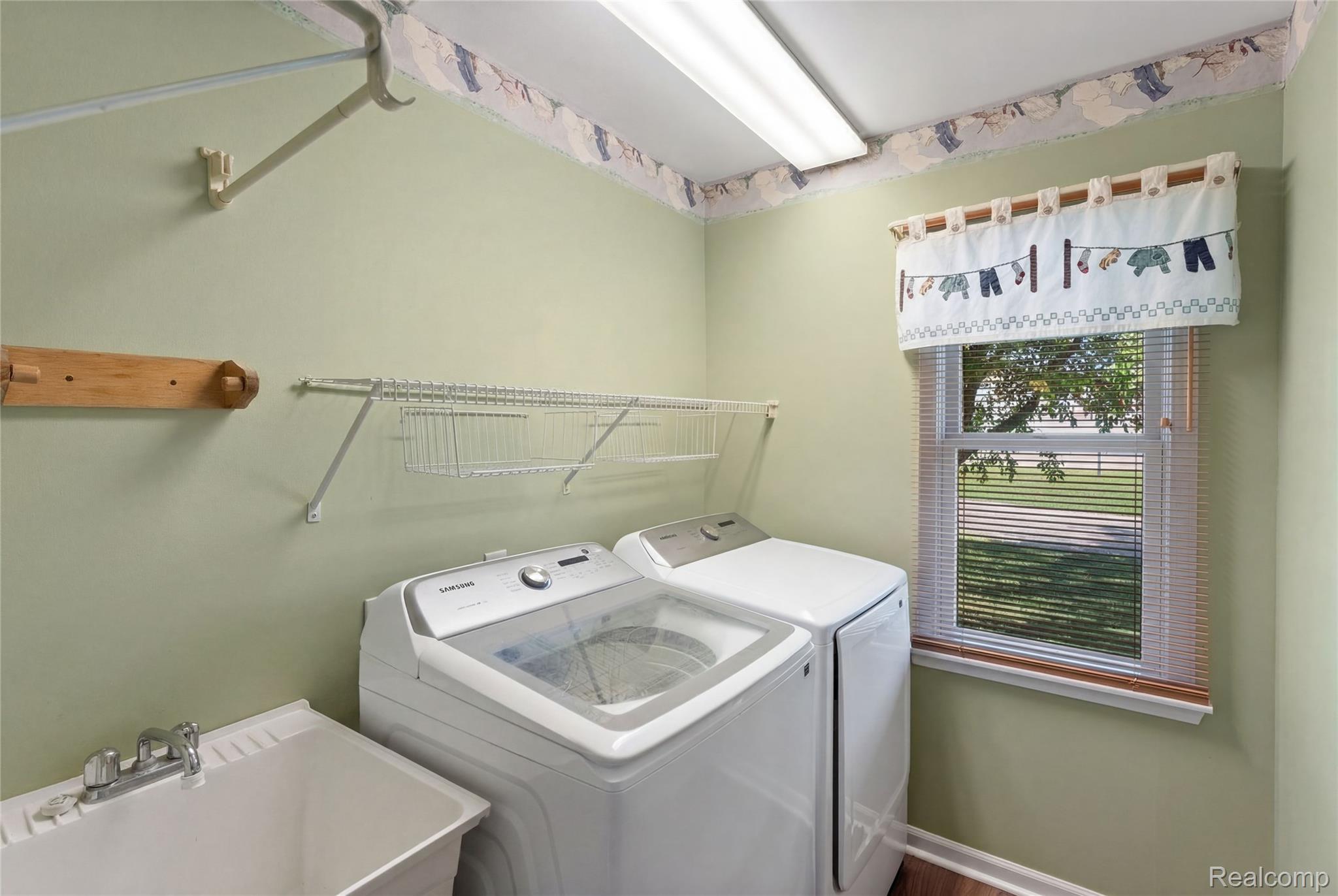 3433 Pinemeadow Court Property Photo 53