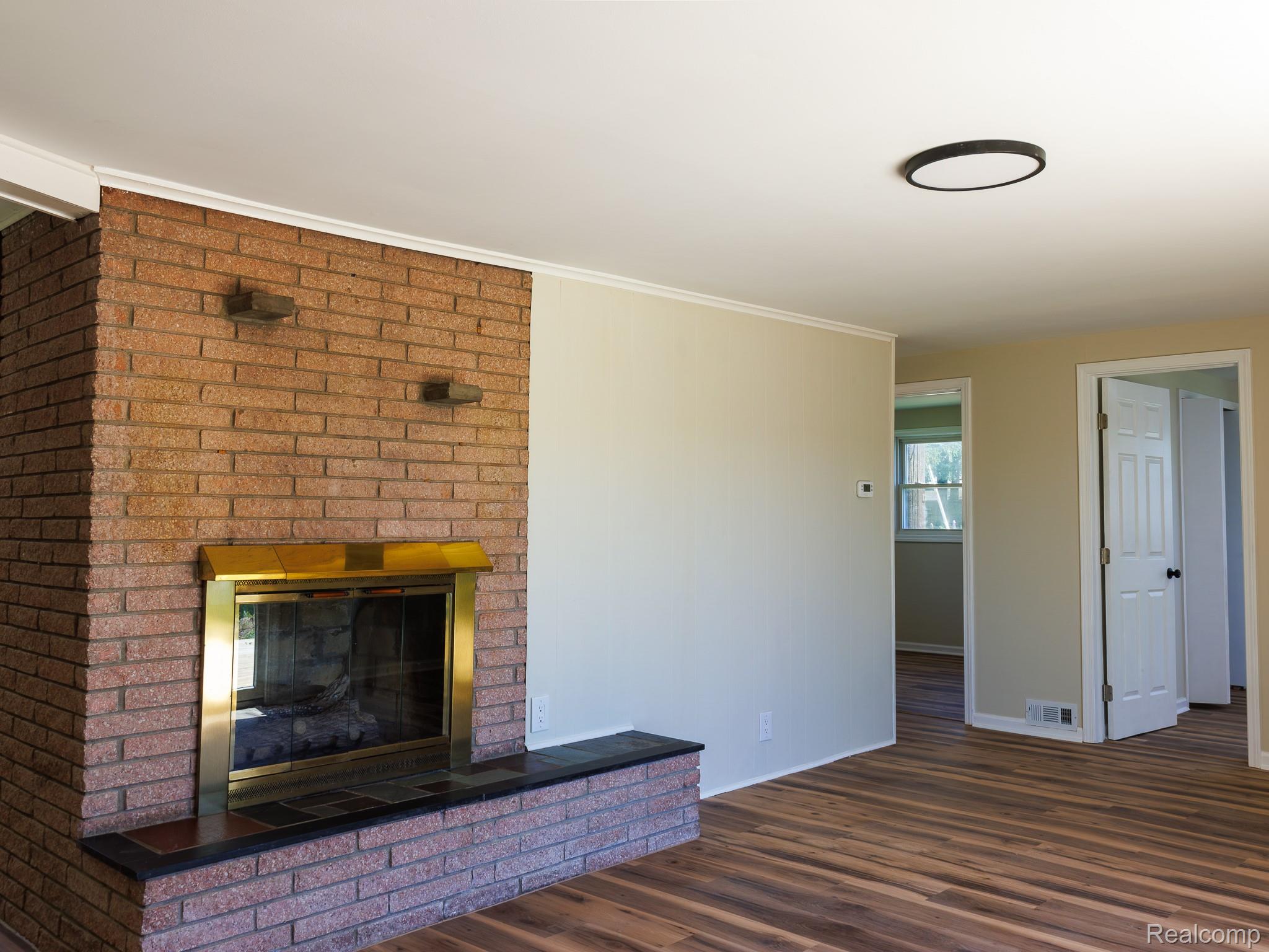 11560 Island Ct Court Property Photo 9
