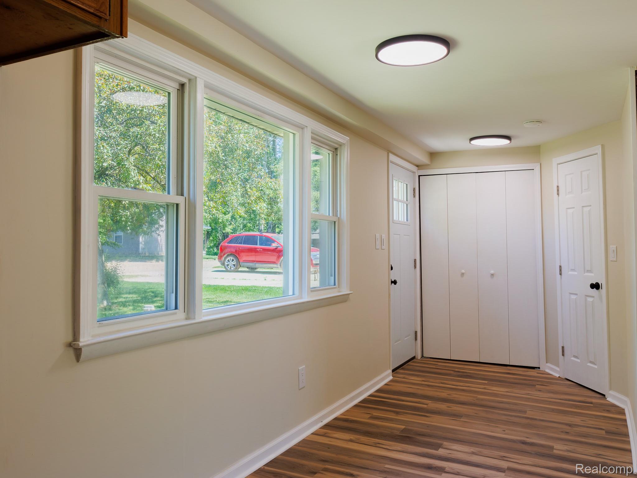 11560 Island Ct Court Property Photo 18