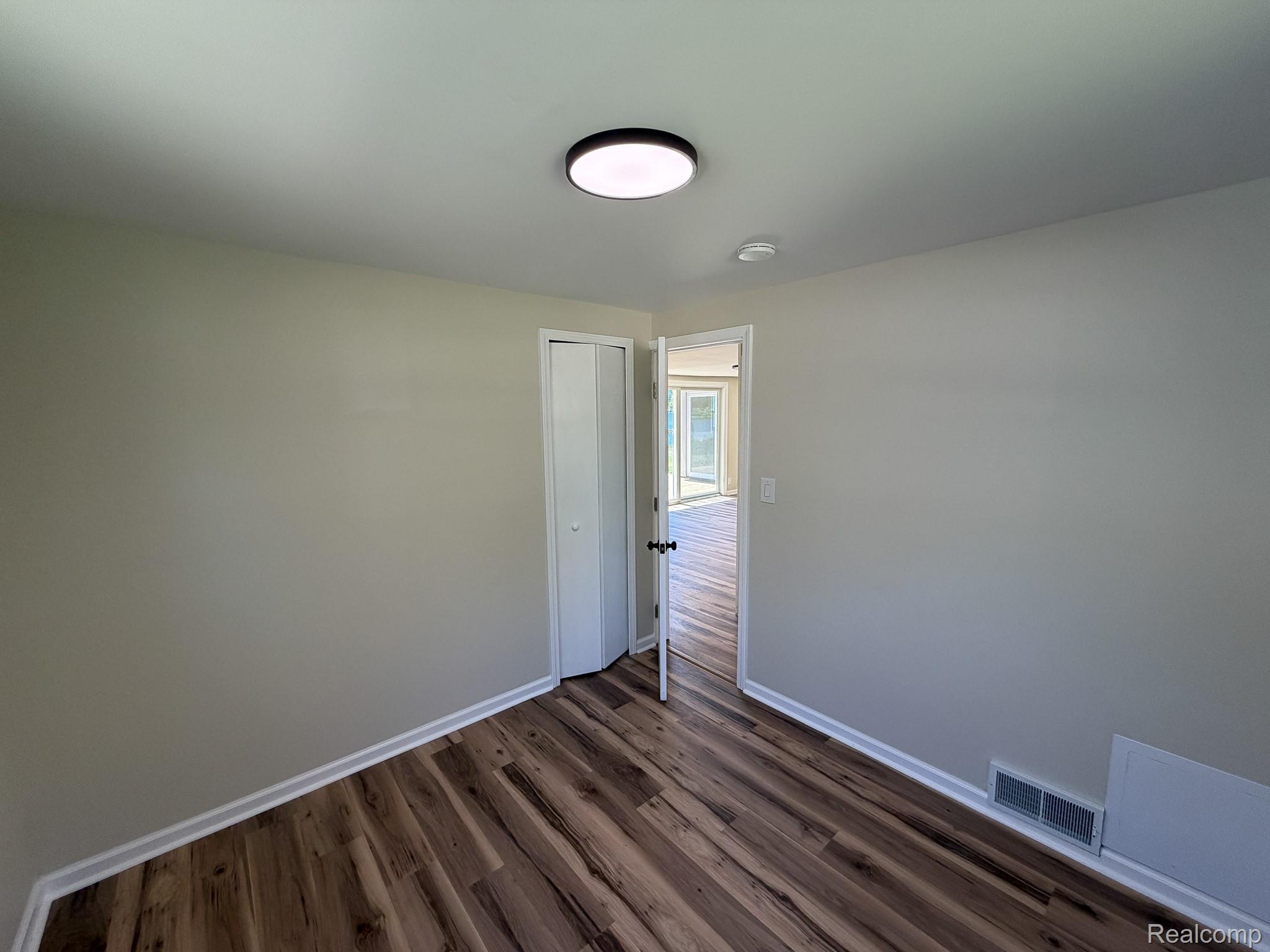 11560 Island Ct Court Property Photo 22