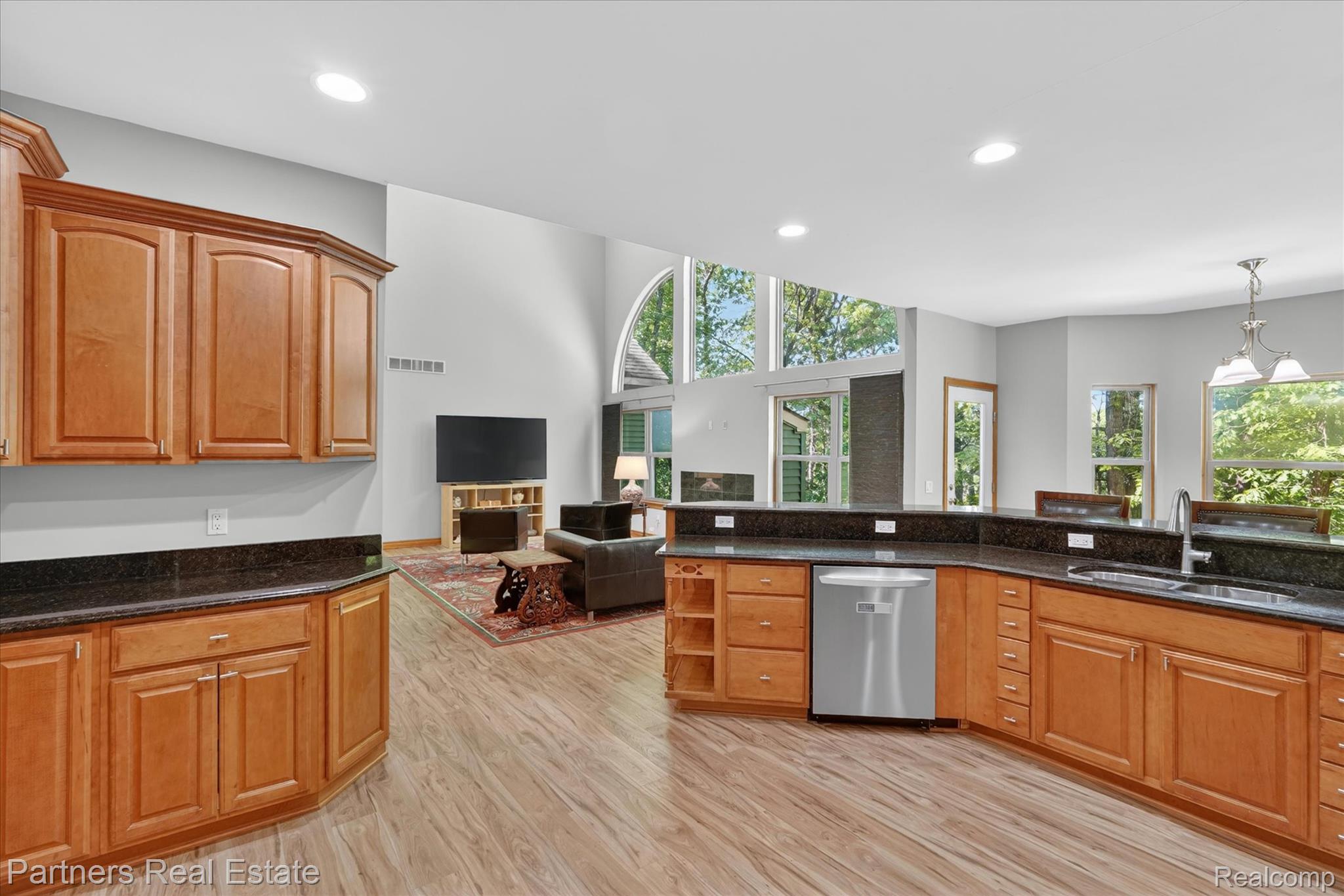 4053 Rolling Acres Drive Property Photo 15