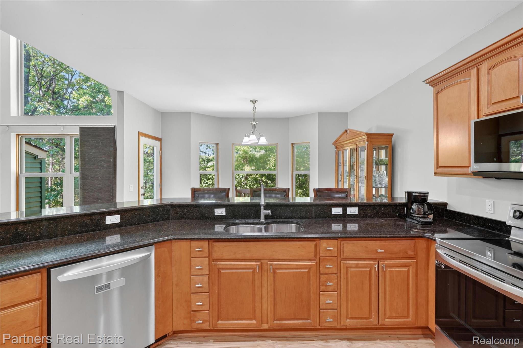 4053 Rolling Acres Drive Property Photo 16