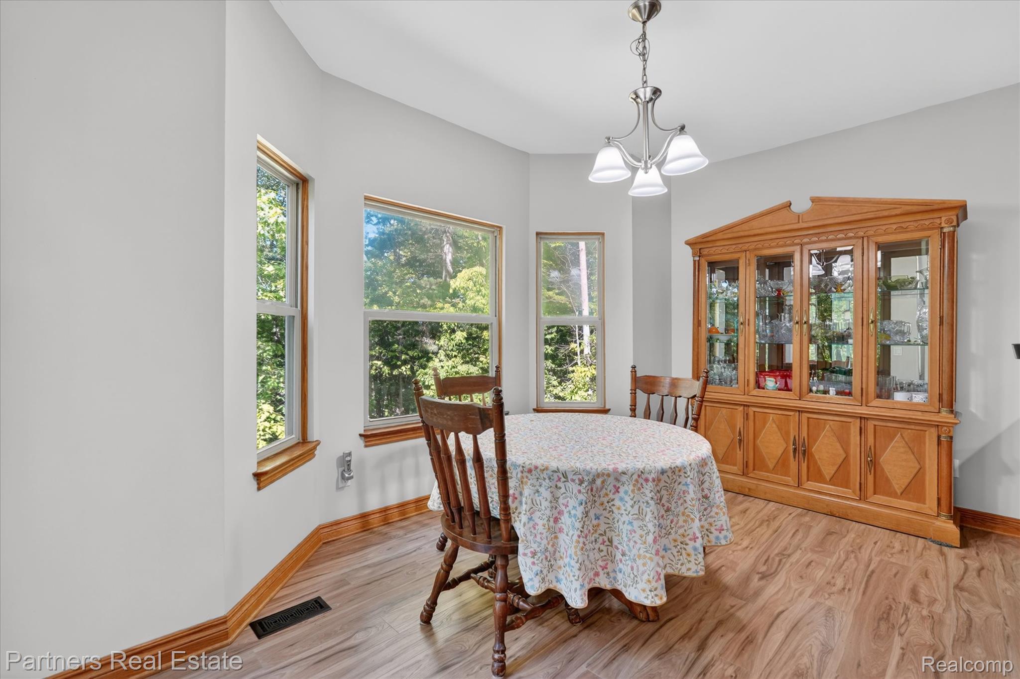 4053 Rolling Acres Drive Property Photo 19
