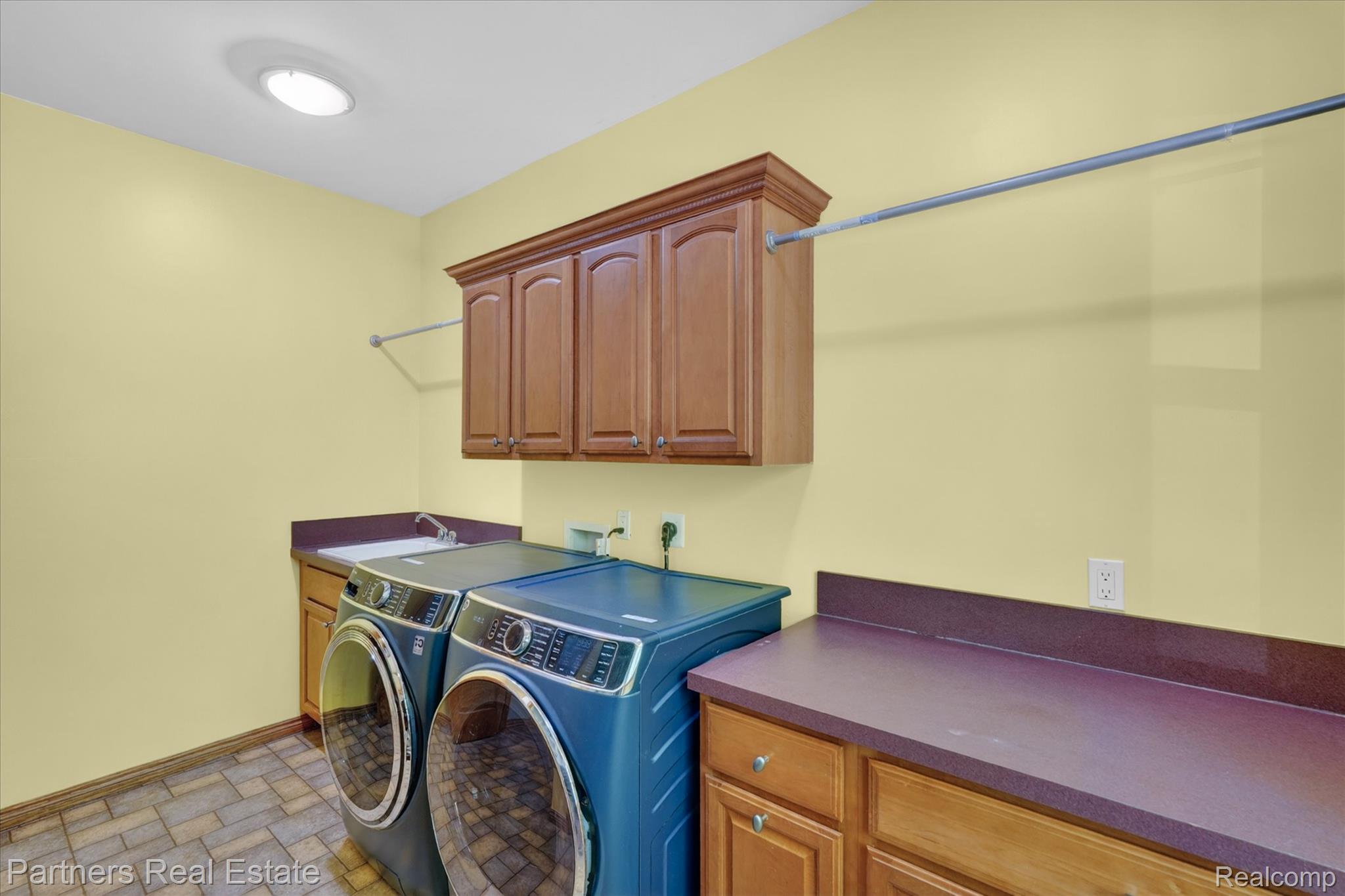 4053 Rolling Acres Drive Property Photo 21