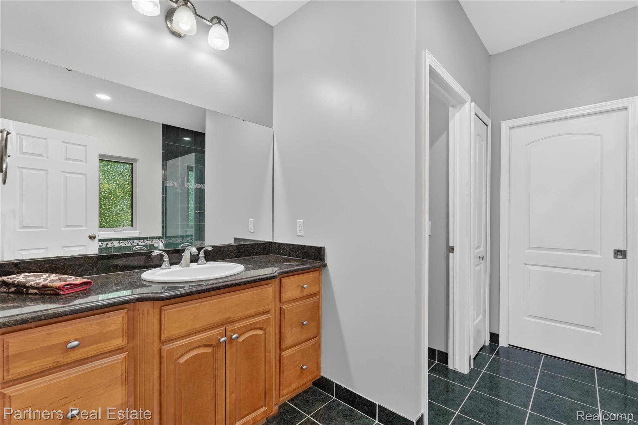 4053 Rolling Acres Drive Property Photo 25