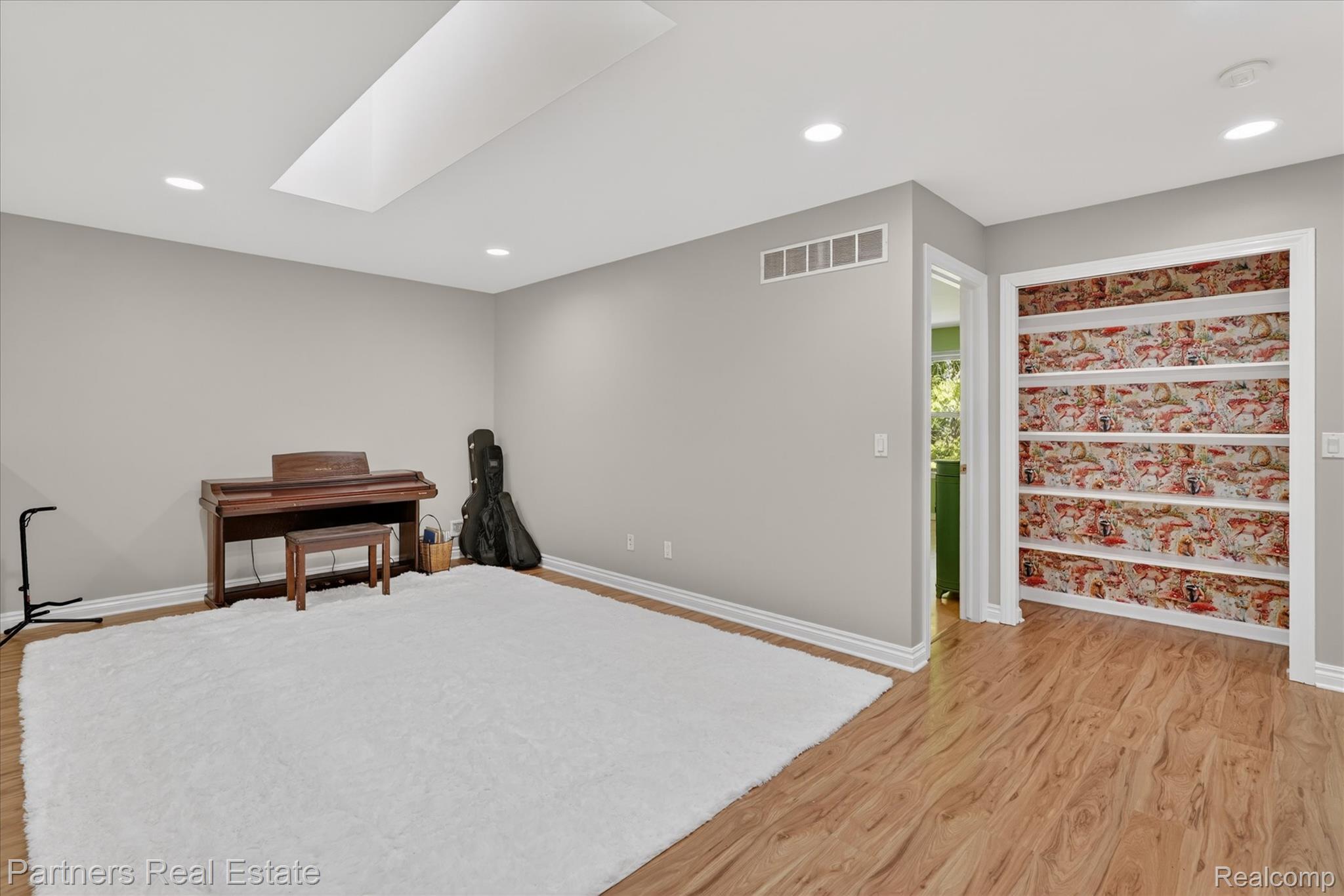 4053 Rolling Acres Drive Property Photo 31